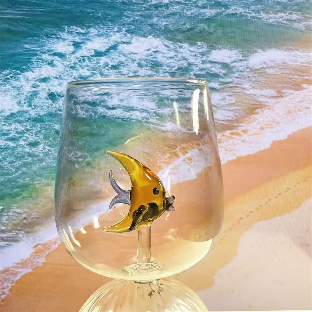 3D Heart Cocktail Glass - High Borosilicate Transparent Wine Glass for Wedding, Party & Romantic Dates - Elegant Drinkware for Champagne, Cocktails & Water (1 Piece, Color B) - Perfect for Valentine's Day, Anniversaries & Special Celebrations