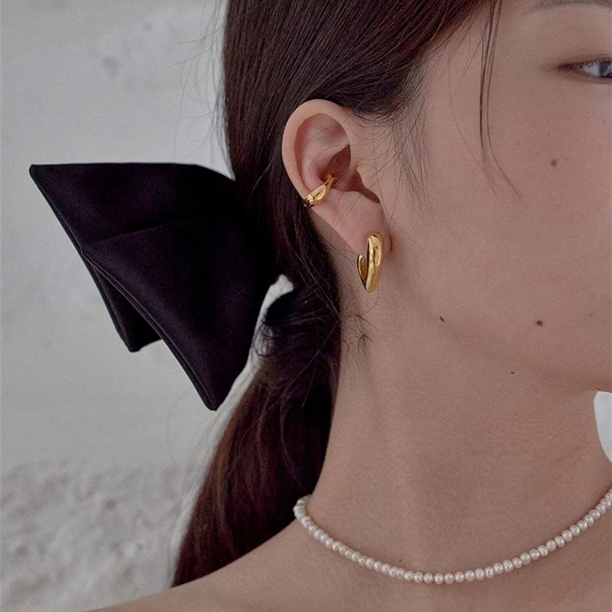 18K Gold Plated Heart U Hoop Earrings for Women - Elegant Valentine's Day Gift for Her | JDE082 | Perfect for Date Nights, Anniversaries and Romantic Occasions