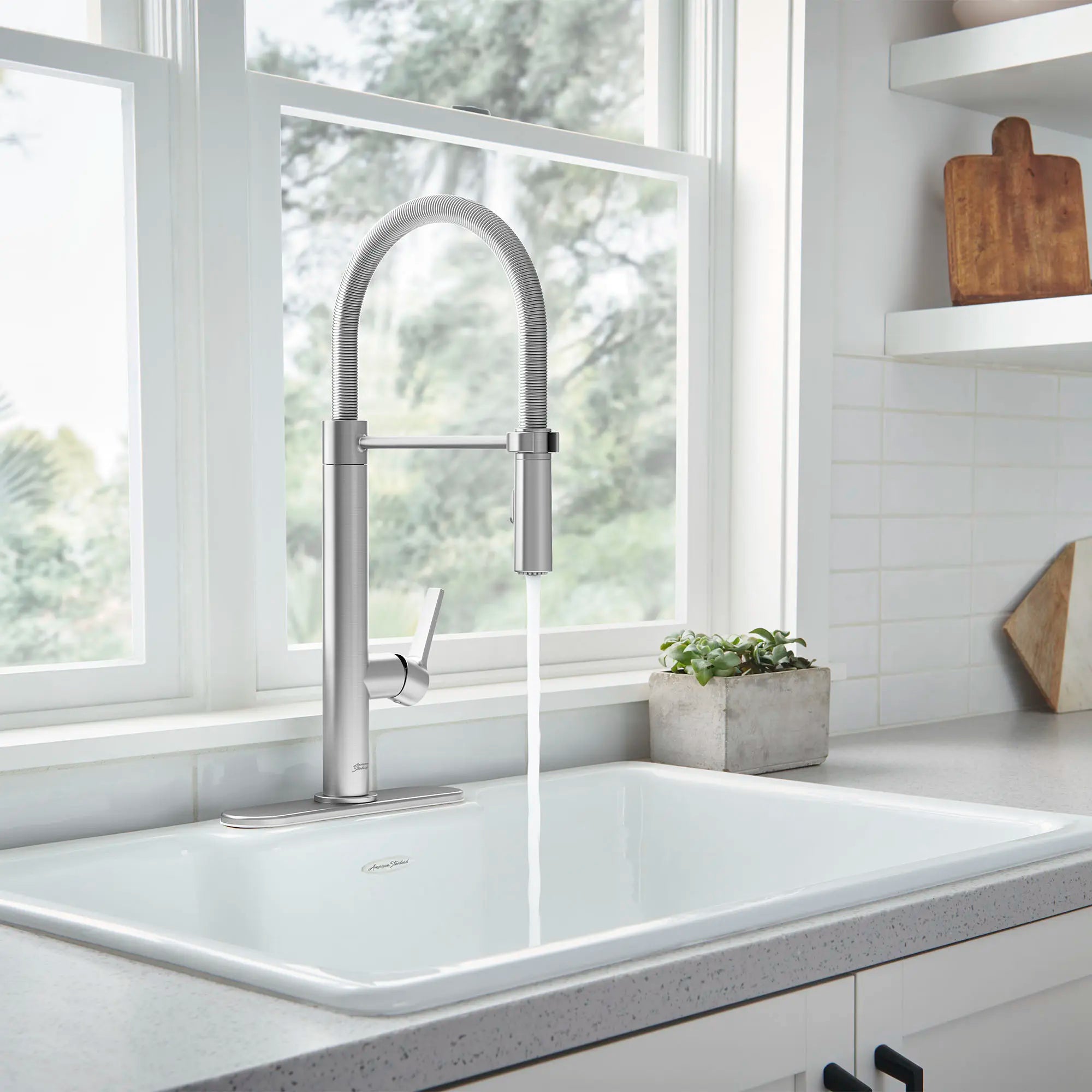 Grayson Semi-Professional Single Handle Kitchen Faucet - High Arc Pull Down Sprayer, Brushed Nickel Finish for Modern Home & Restaurant Use