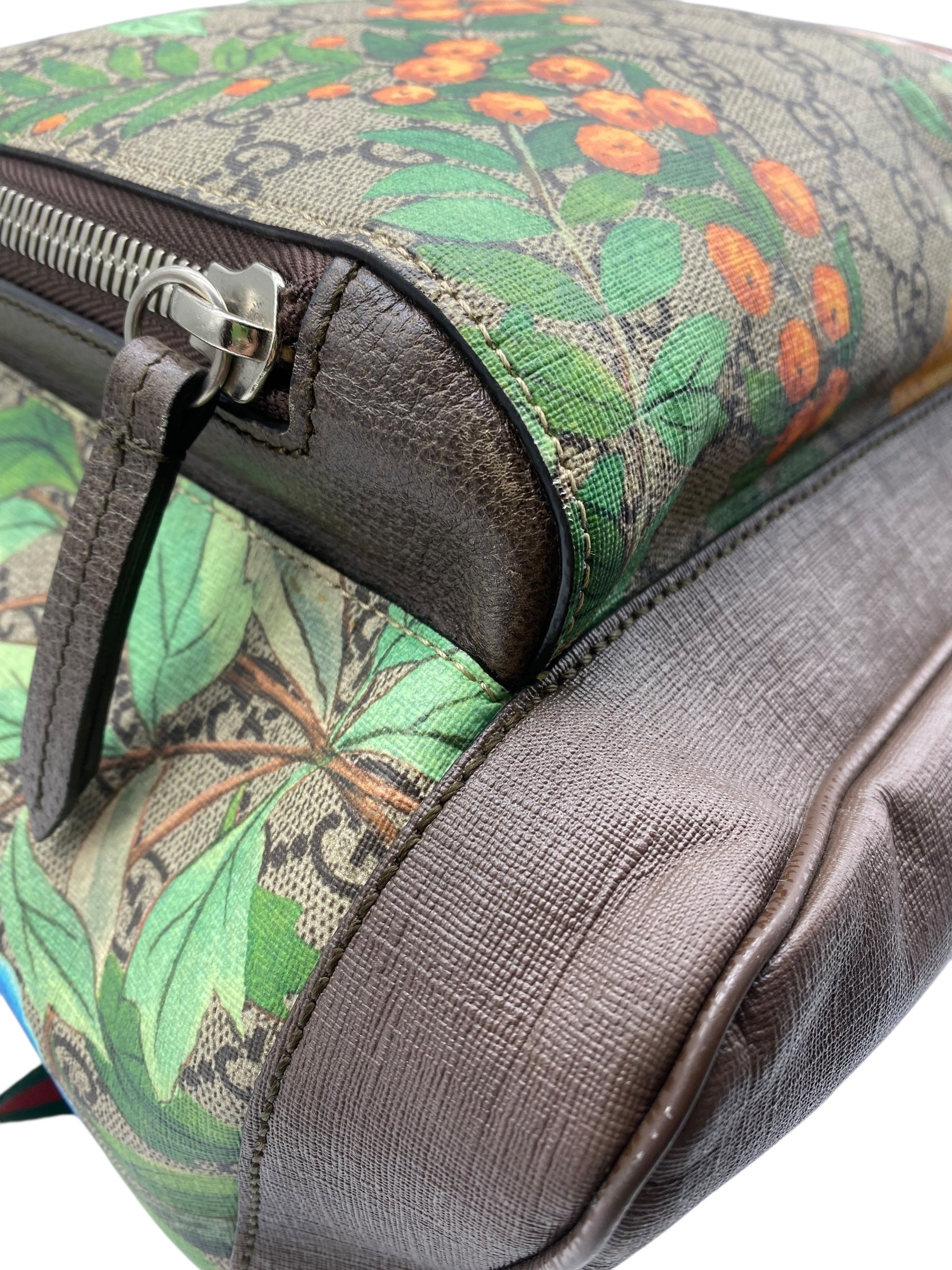 Gucci Tian GG Supreme Backpack for Women & Men - Luxury Designer Backpack for Travel, Work & School - Stylish Durable Shoulder Bag with GG Monogram Pattern