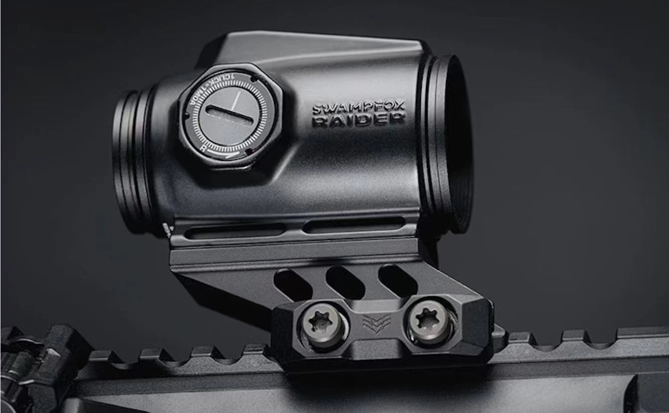 Swampfox Raider 1x20 Prism Red Dot Sight - BRC/6 MOA Dot Reticle, T2 Footprint, 20mm Picatinny Mount with Shake Wake Technology | Rifle Scope for AR-15, Shotgun & Tactical Firearms | Hunting, Home Defense & Competitive Shooting