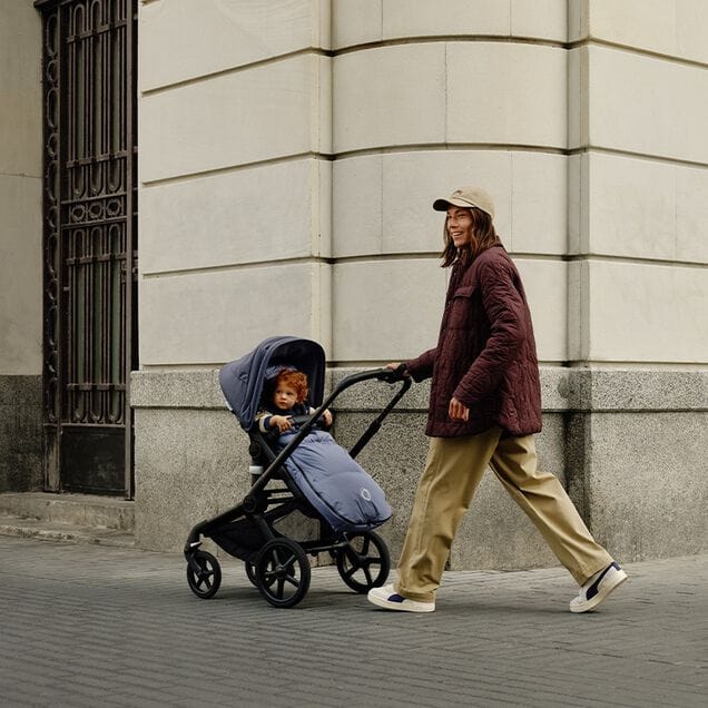 Bugaboo Performance Universal Winter Footmuff - Warm & Waterproof Stroller Accessory for Cold Weather - Perfect for Baby Strollers, Carriers & Outdoor Adventures