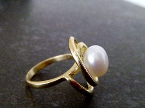 Elegant Spiral Gold Wire Wrapped Pearl Ring – White Pearl Cocktail Ring for Women, Perfect Bridal Jewelry & Wedding Gift – Ideal for Engagement, Anniversary, and Special Occasions