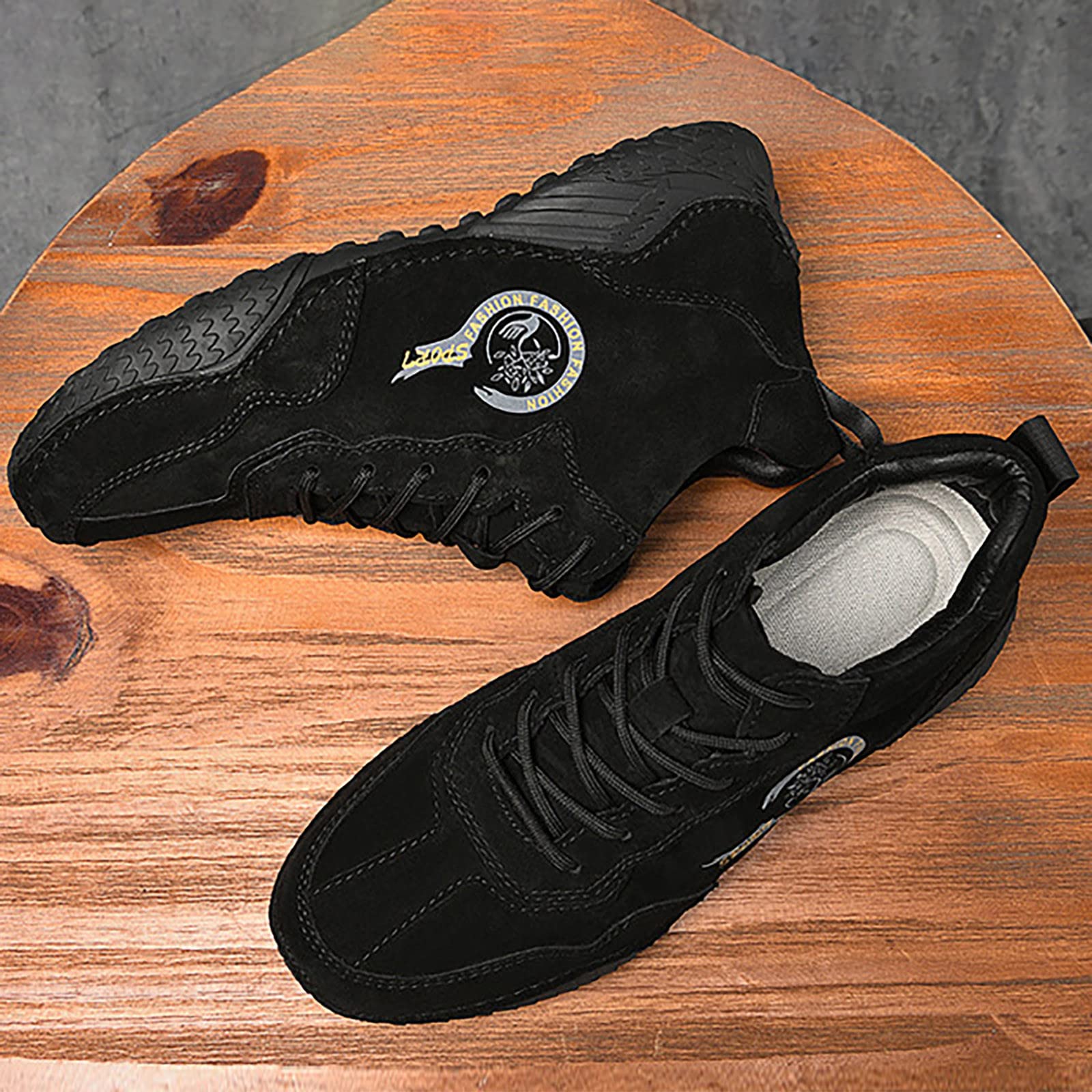 **Men's Korean Fashion Lace-Up Leather Short Boots - Spring & Autumn Casual Trainers & Sports Shoes for Walking, Running & Daily Wear**