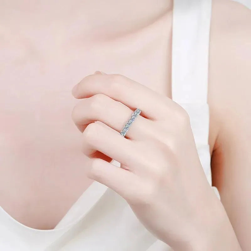 2.5ct D Color Moissanite Engagement Ring for Women - GRA Certified 925 Sterling Silver Plated 18K White Gold Wedding Band - Perfect for Proposals, Anniversaries & Bridal Jewelry