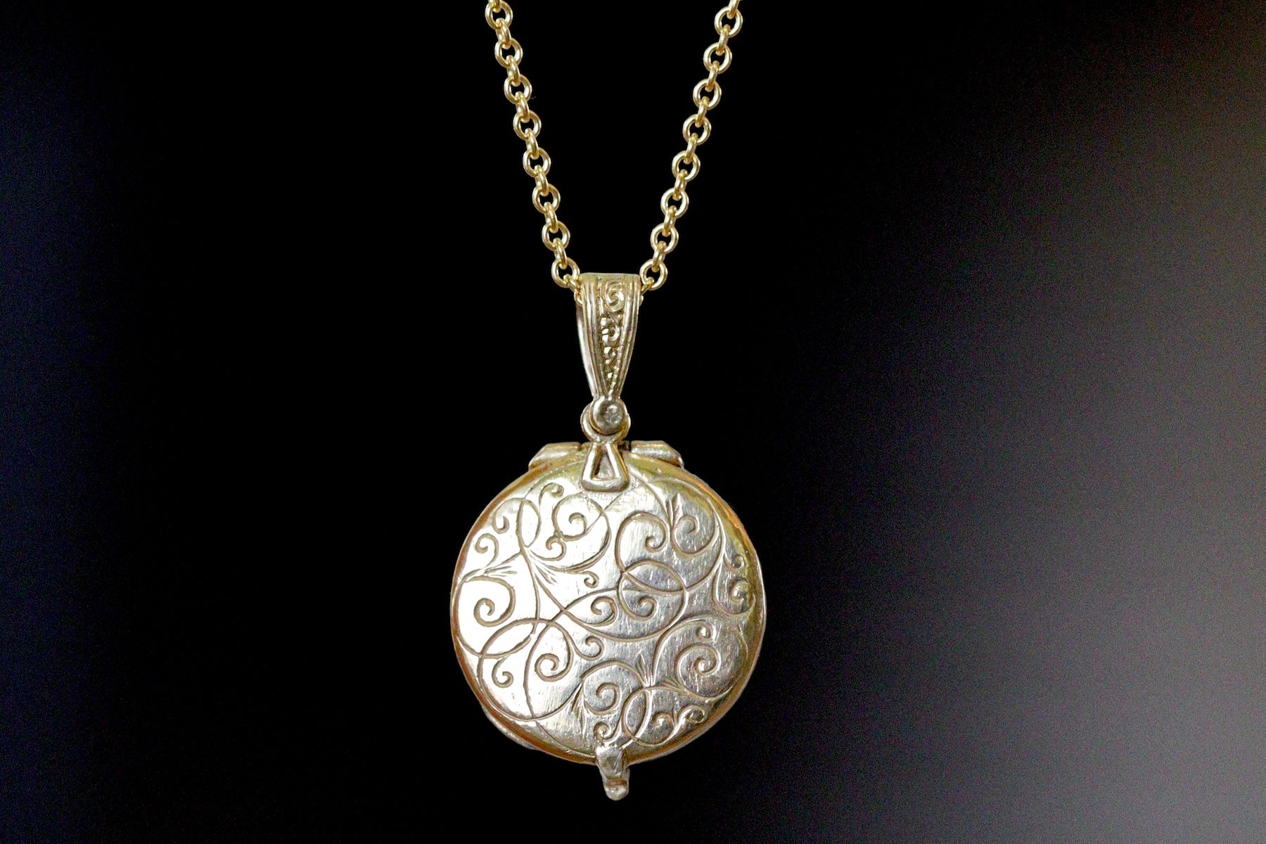 North Star Locket Necklace - Sterling Silver Pendant with Personalized Engraving - Perfect Gift for Women, Mom, Wife - Birthday, Anniversary, Valentine's Day Jewelry - Elegant Everyday Wear & Special Occasions