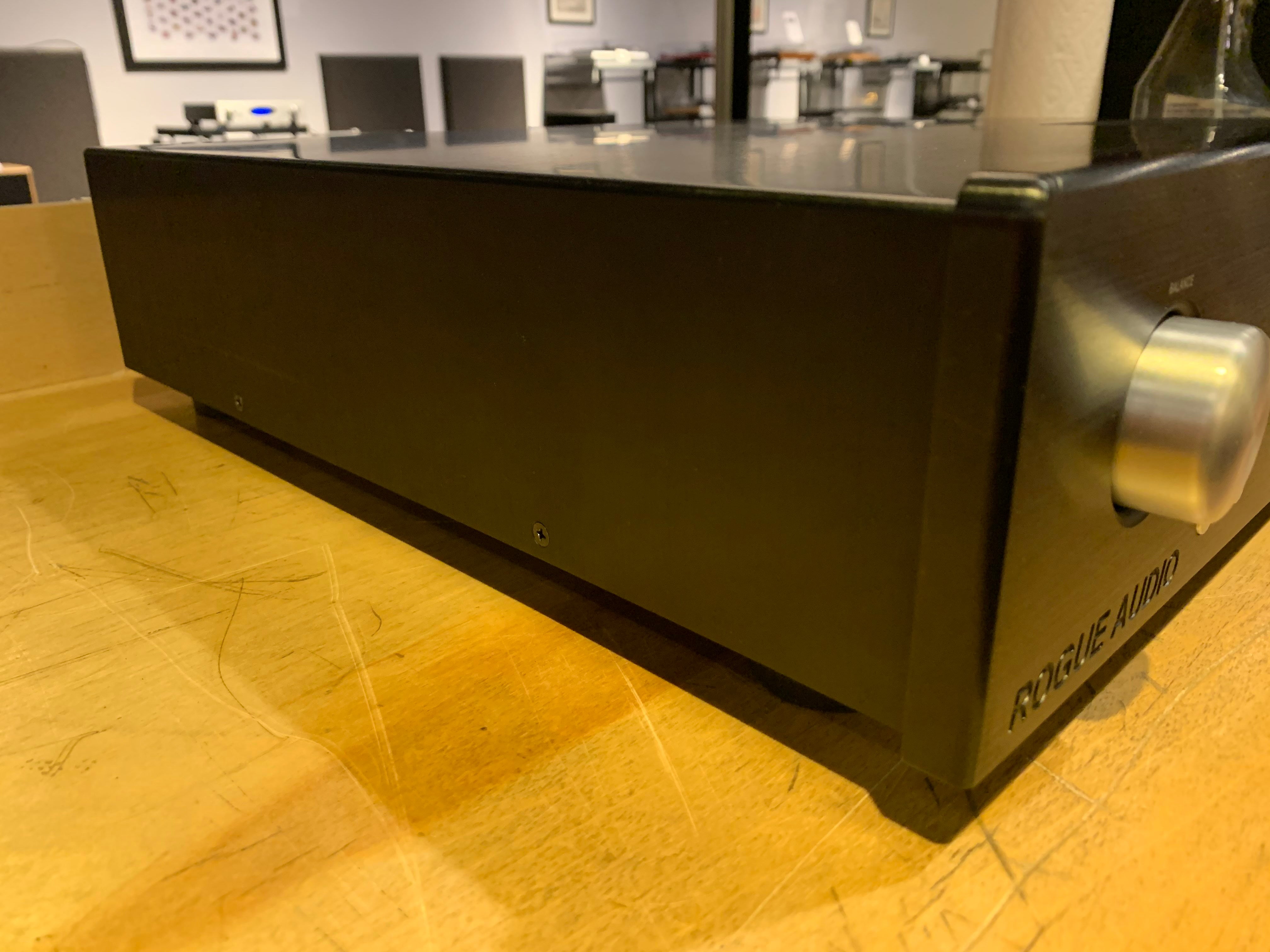 Rogue Audio RP 7 High-End Tube Preamplifier for Audiophiles - Perfect for Home Theater & Music Studio Sound Systems