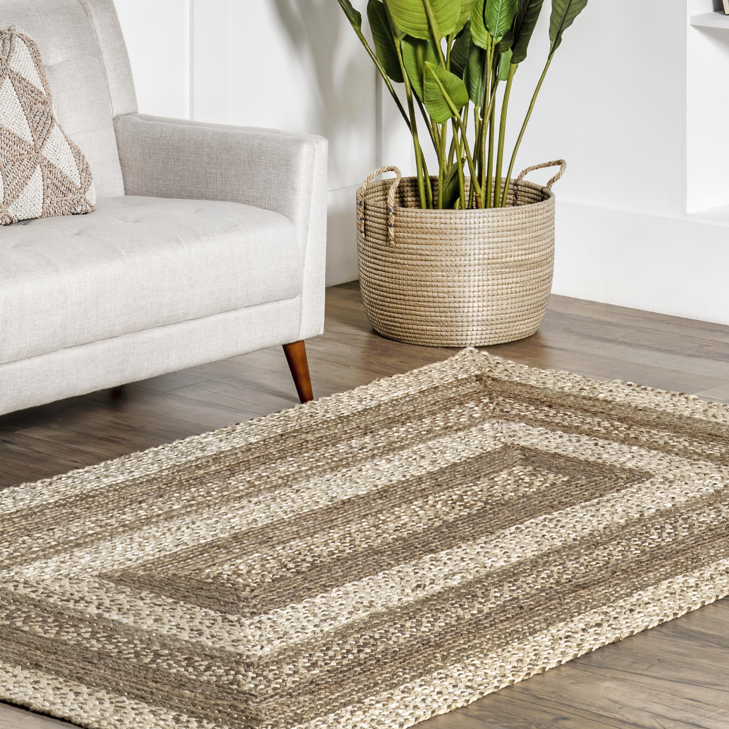 nuLOOM Charlene Solid Oval 5x8 Jute Area Rug - Natural Neutral Handwoven Rug for Dining Room, Living Room & Kitchen | Eco-Friendly Floor Mat for Home Decor & High Traffic Areas