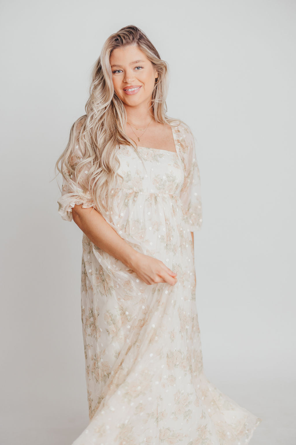 Elegant Cream Floral Smocked Maxi Dress for Women - Bump Friendly Maternity & Inclusive Sizing (S-3XL) | Perfect for Weddings, Beach Vacations & Summer Parties