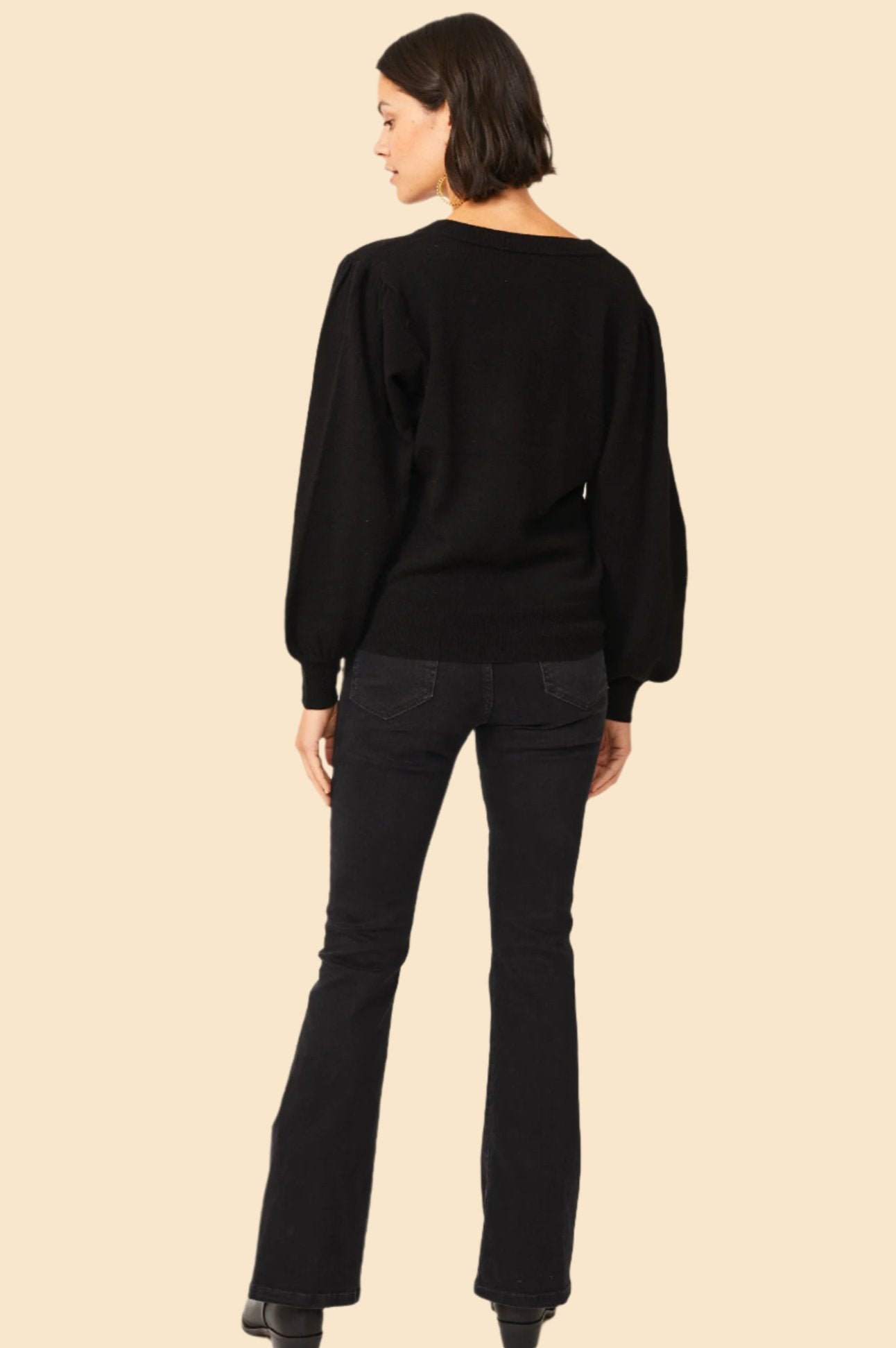 Premium Merino Wool Cashmere Blend V-Neck Sweater for Women | Soft & Warm Winter Pullover | Black | Perfect for Office, Travel & Casual Outfits