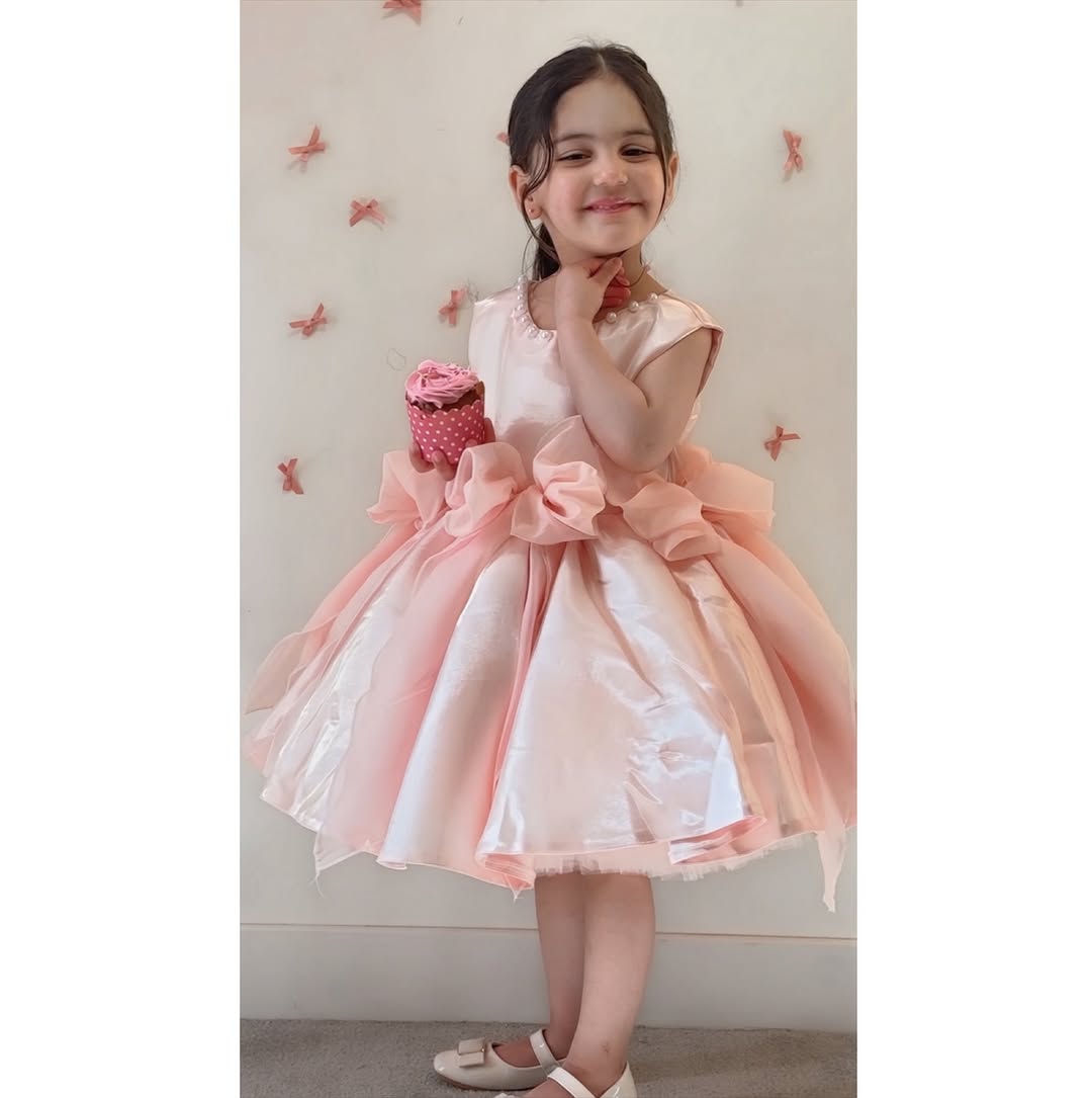 Elegant Baby Pink Sleeveless Bow Puff Dress for Toddlers - Girls' Party Dresses for Birthday, Photo Shoots & Special Occasions