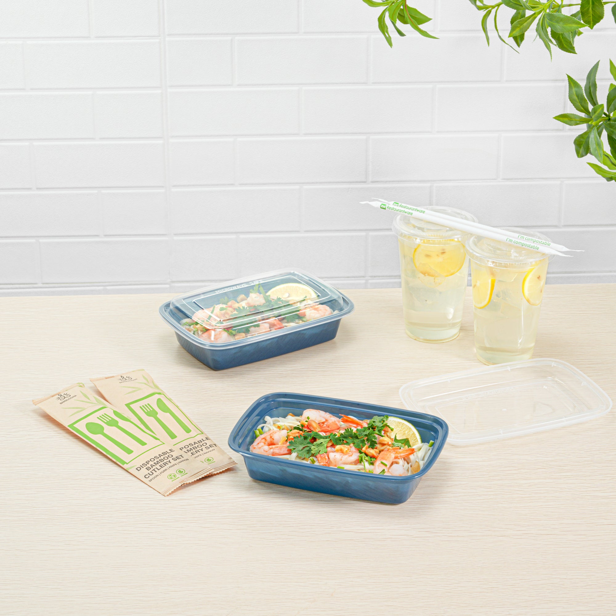 24 oz Rectangle Midnight Blue Plastic Food Storage Container with Clear Lid - Microwave Safe, 8