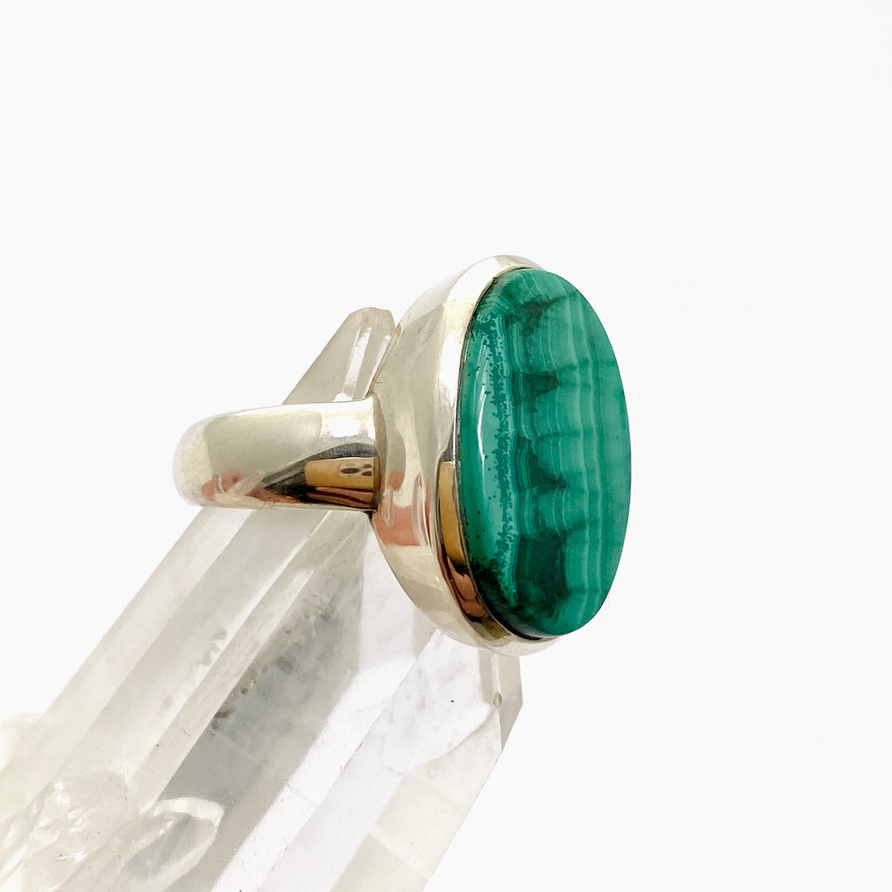 Natural Malachite Oval Cabochon Ring - Size 7 Green Gemstone Jewelry for Women - Perfect for Everyday Wear, Gift Giving & Boho Fashion