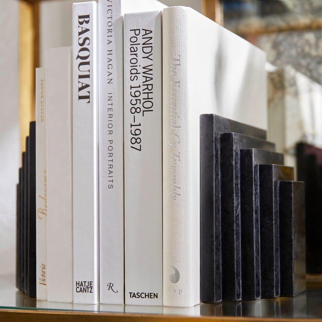 Cyan Design 11652 Epilogue Bookends - Heavy Duty Black Metal Bookends for Bookshelves, Office & Home Decor, Perfect for Organizing Books, Magazines & Decorative Display