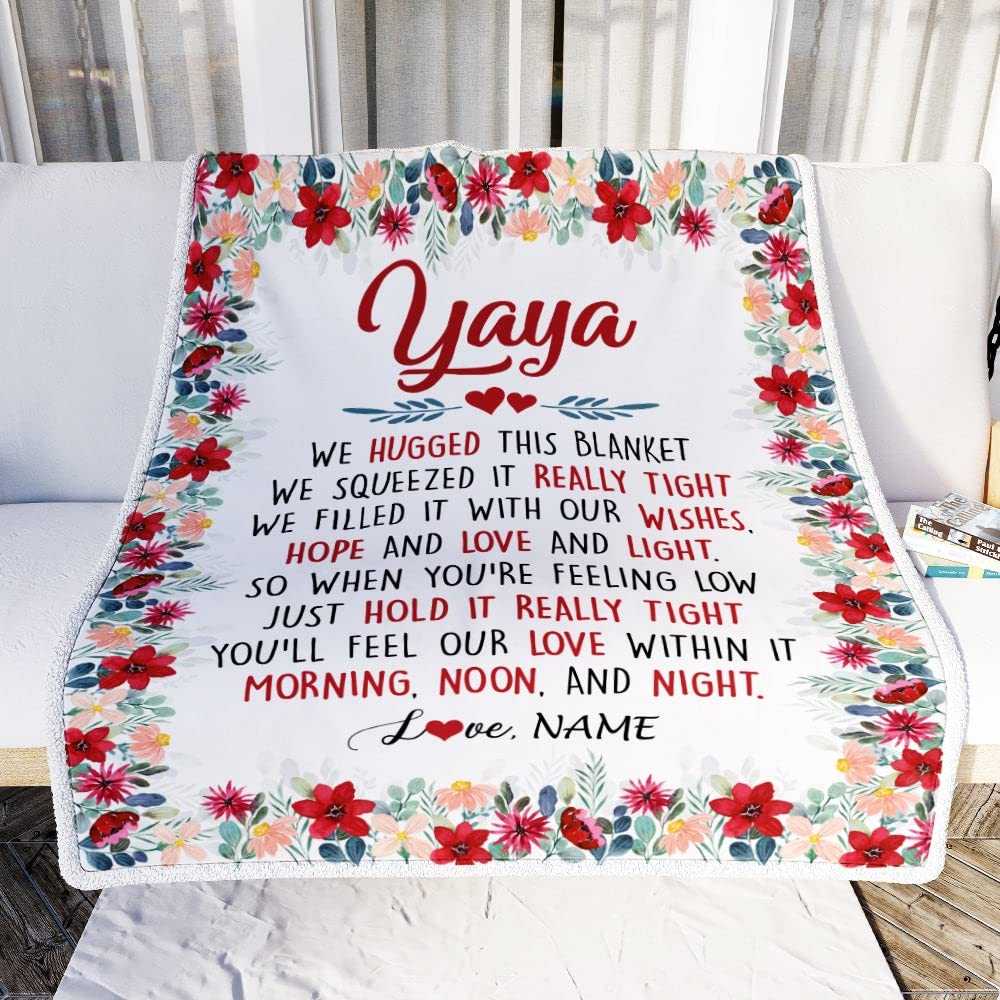 Custom Personalized Yaya Fleece Throw Blanket - 60x80 Inch Adult Size - Perfect Gift for Birthday, Mother's Day & Christmas - Kids' Favorite Huggable Blanket for Cozy Nights & Family Moments