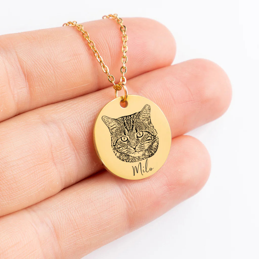Custom Cat Portrait Necklace - Personalized Pet Jewelry with Name Engraving - Unique Gift for Cat Lovers - Perfect for Birthdays, Anniversaries & Pet Memorials