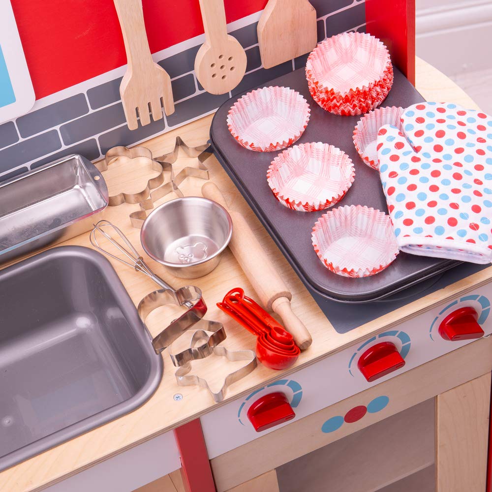 Bigjigs Toys Young Chefs Baking Set for Kids - Pretend Play Kitchen Accessories, Wooden Cake & Cookie Baking Toys | Perfect for Role Play, Birthday Gifts & Early Learning Activities