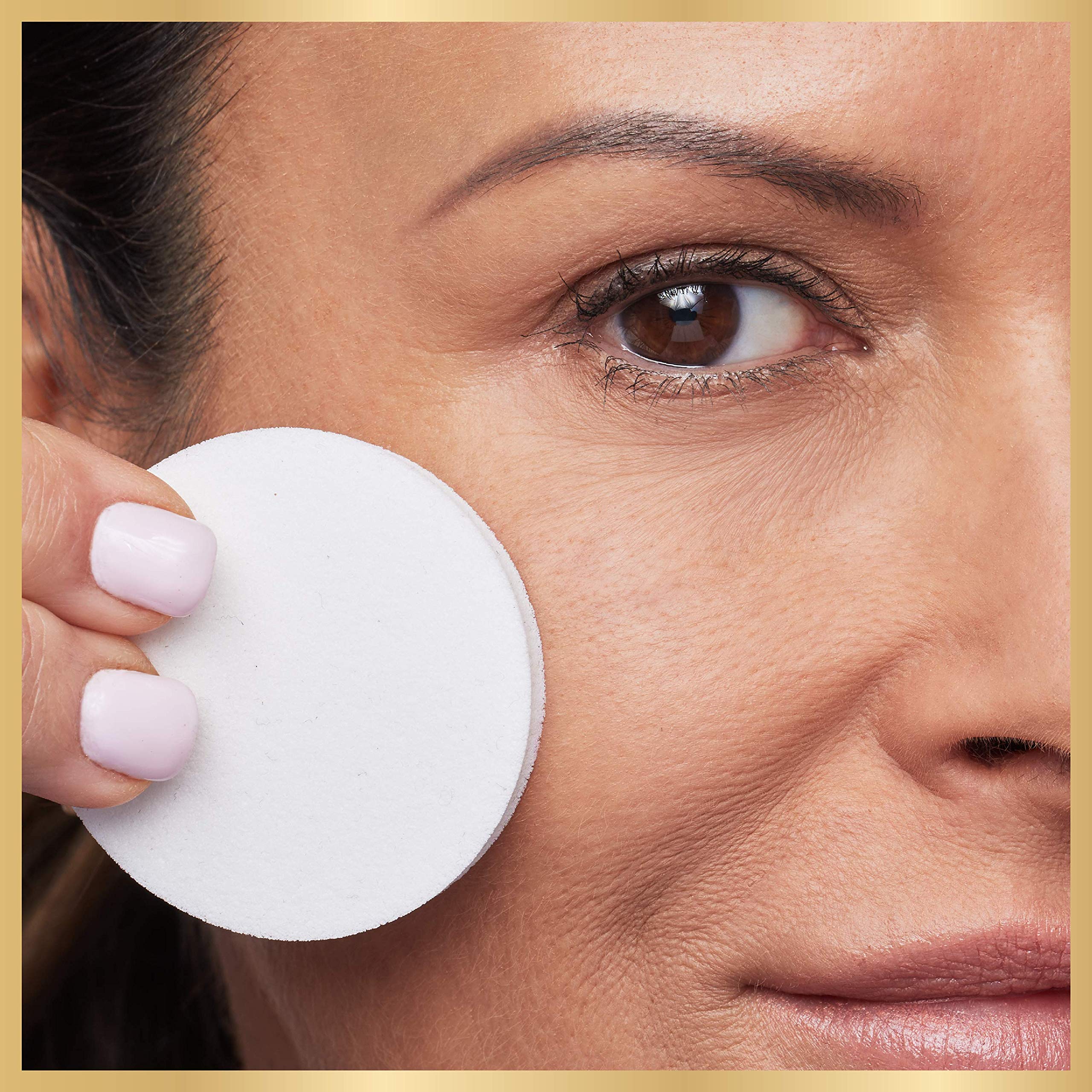 L'Oréal Paris True Match Creamy Powder Foundation - Ivory, Lightweight & Buildable Coverage for Flawless Skin | Perfect for Everyday Wear & Special Occasions