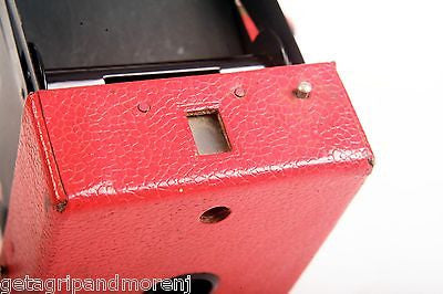 Vintage KODAK Rainbow Brownie Model C No. 2 120 Film Camera - Eastman Red Box Classic Collector's Item for Photography Enthusiasts & Retro Style Shoots