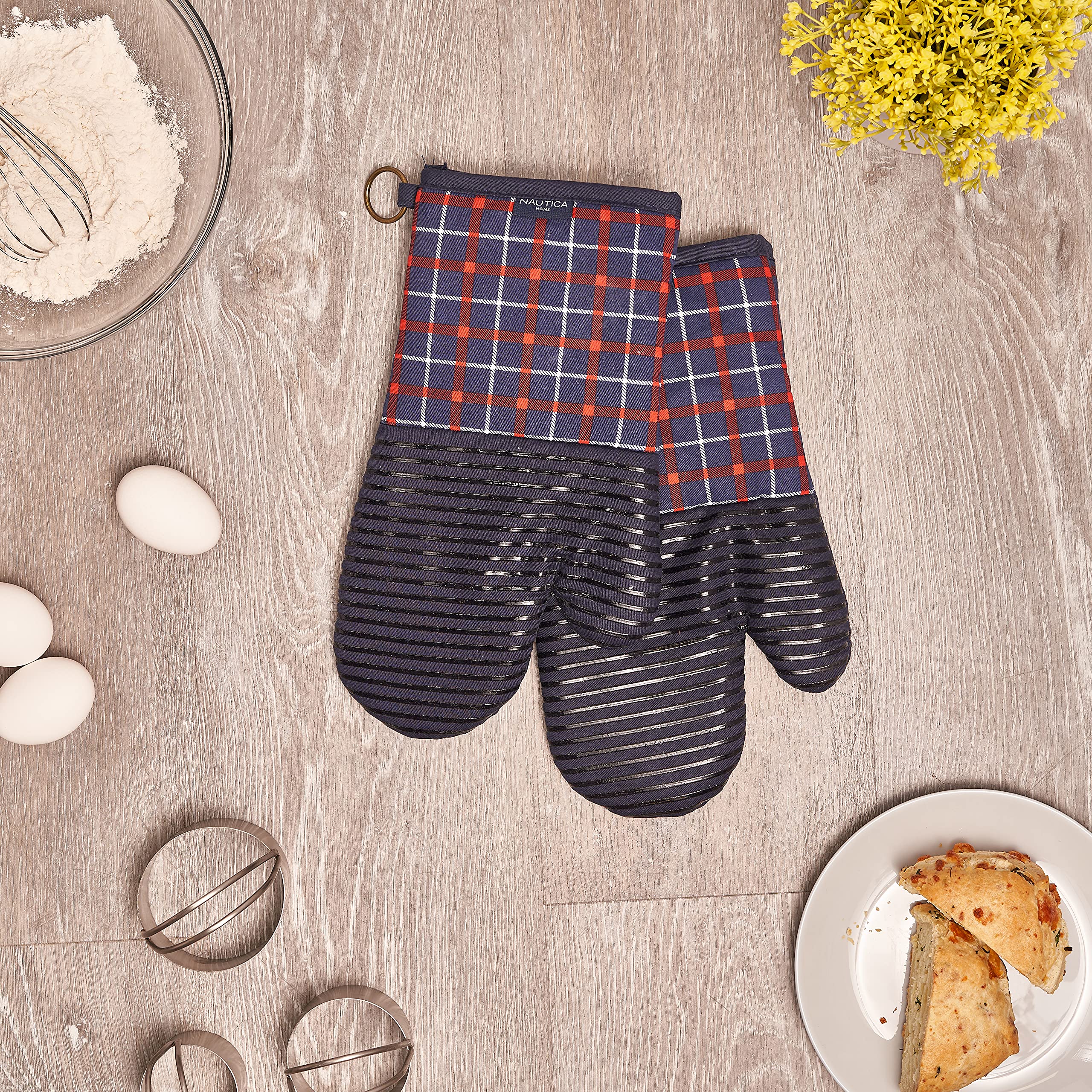 NAUTICA Home - Heat Resistant Kitchen Oven Mitts Set of 2 (500°F), Cotton Potholders with Non-Slip Silicone Grip - Red/Navy Plaid - Perfect for Baking, Grilling & Cooking Protection