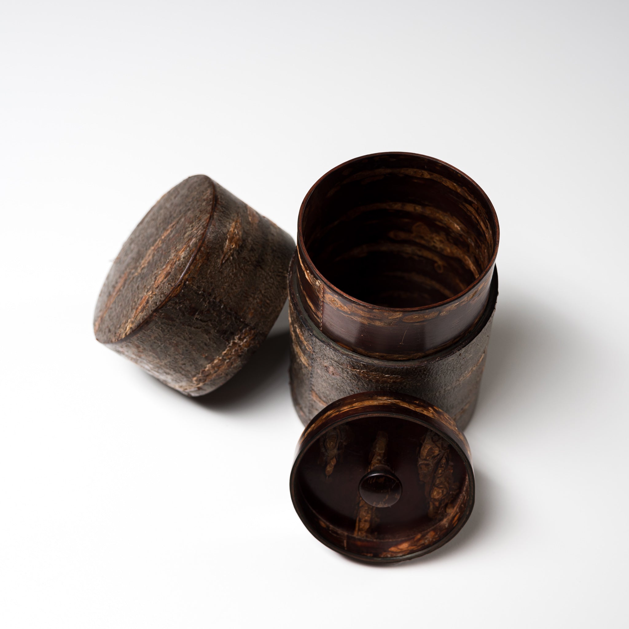 Premium Tomioka Cherry Bark Tea Caddy - Sokawa Chirashi Style Medium Size | Handcrafted Japanese Birchwood Tea Storage Box | Perfect for Matcha, Loose Leaf Tea & Coffee Storage | Traditional Japanese Tea Ceremony Accessory