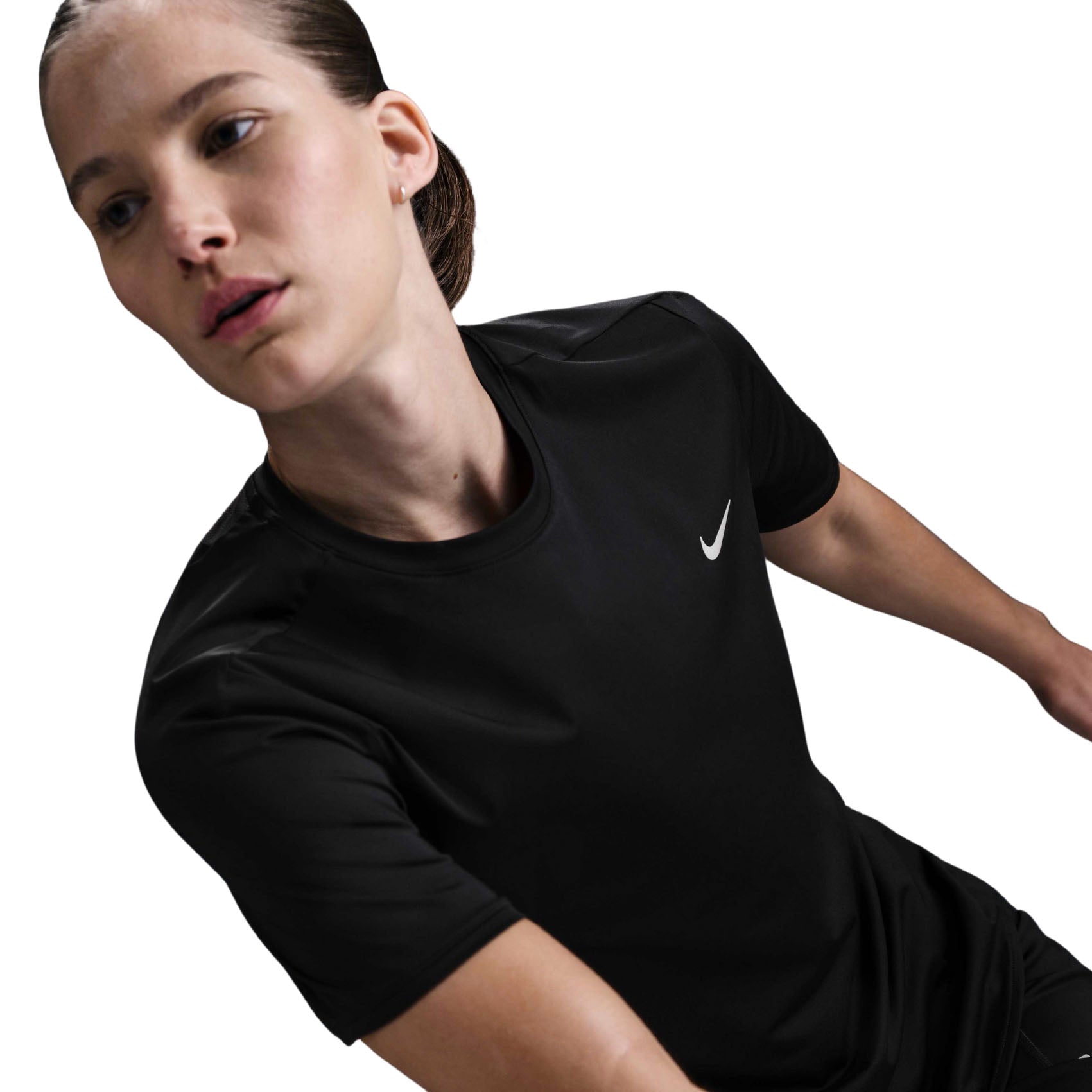 Nike Swift Dri-FIT Women's Running Shirt - Moisture Wicking Short Sleeve Athletic Top for Jogging, Gym & Outdoor Workouts