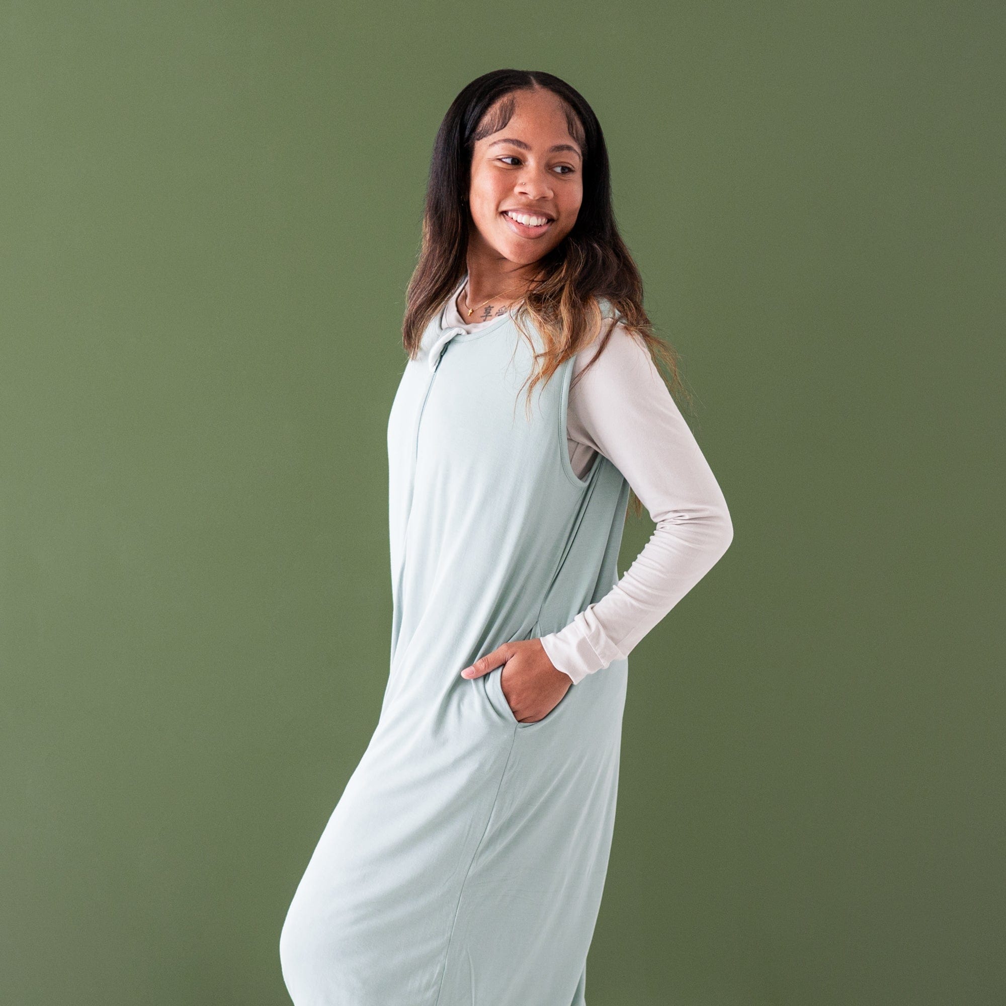 Breathable Adult Sleeping Bag Walker in Sage Green - Perfect for Camping, Hiking & Outdoor Adventures