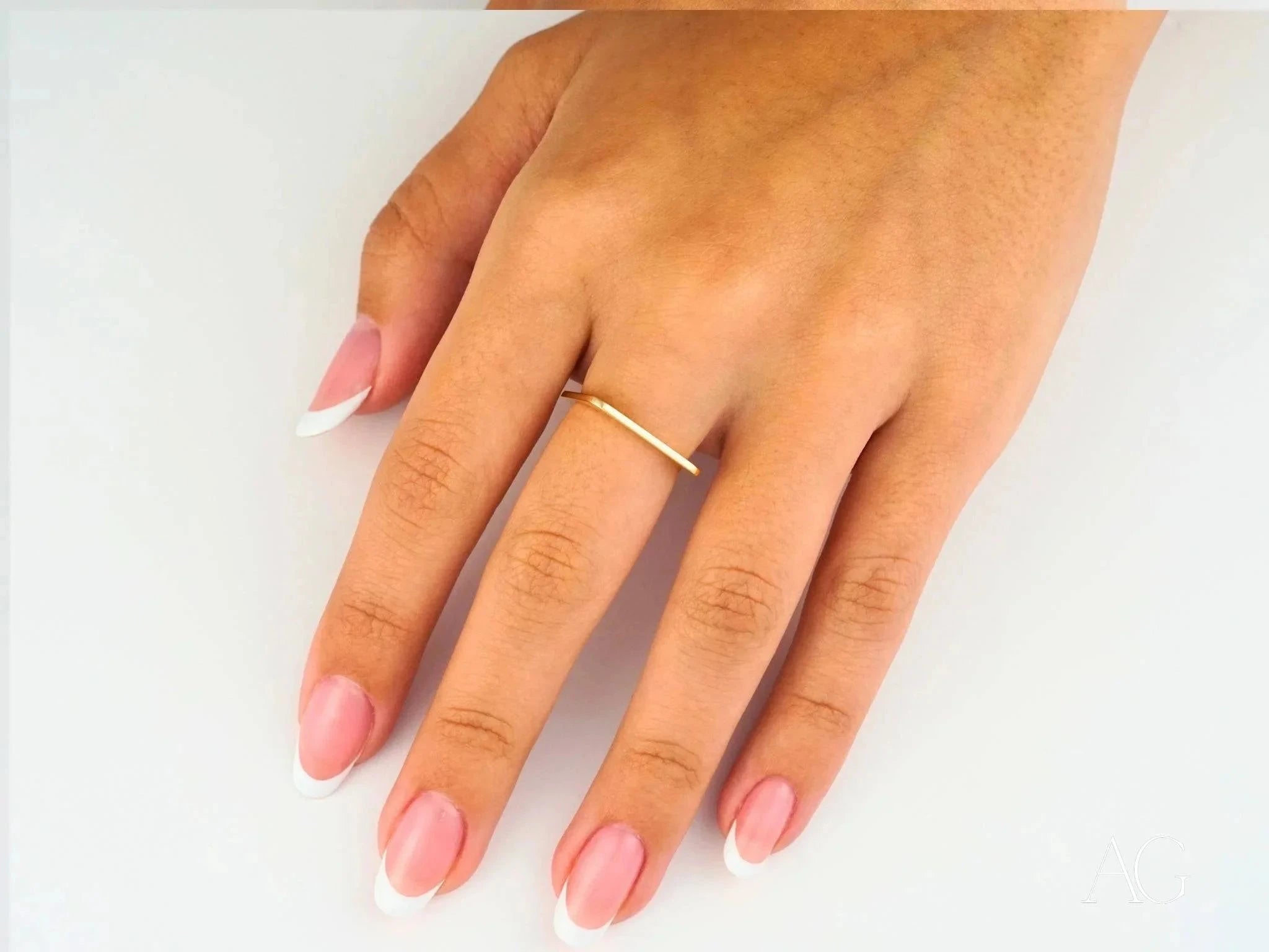 18K Gold Square Ring for Women - Elegant Modern Jewelry for Weddings, Parties & Everyday Wear