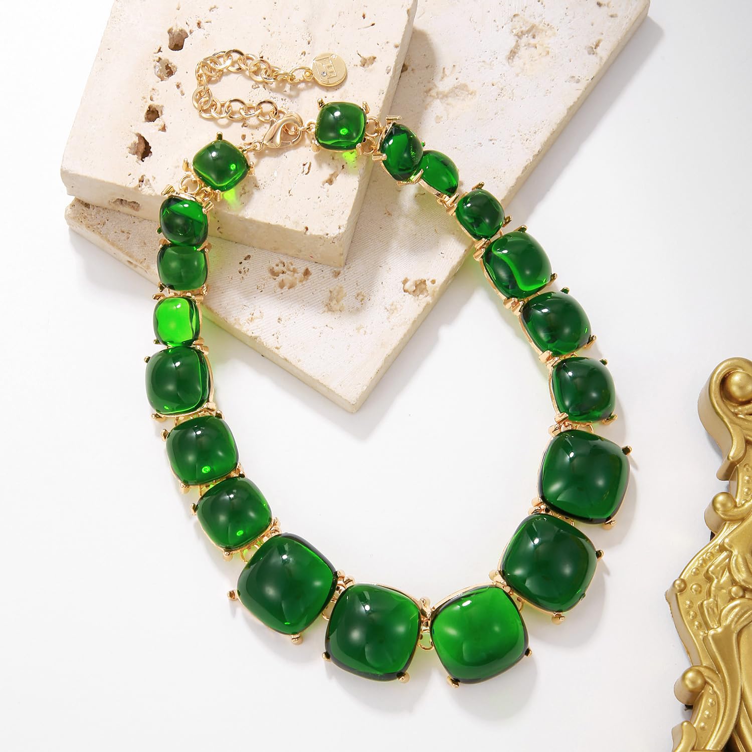 Vintage Rhinestone Necklace for Women - Elegant Semicircular Crystal Collar with Resin Accents | Perfect for Evening Parties, Weddings & Special Occasions
