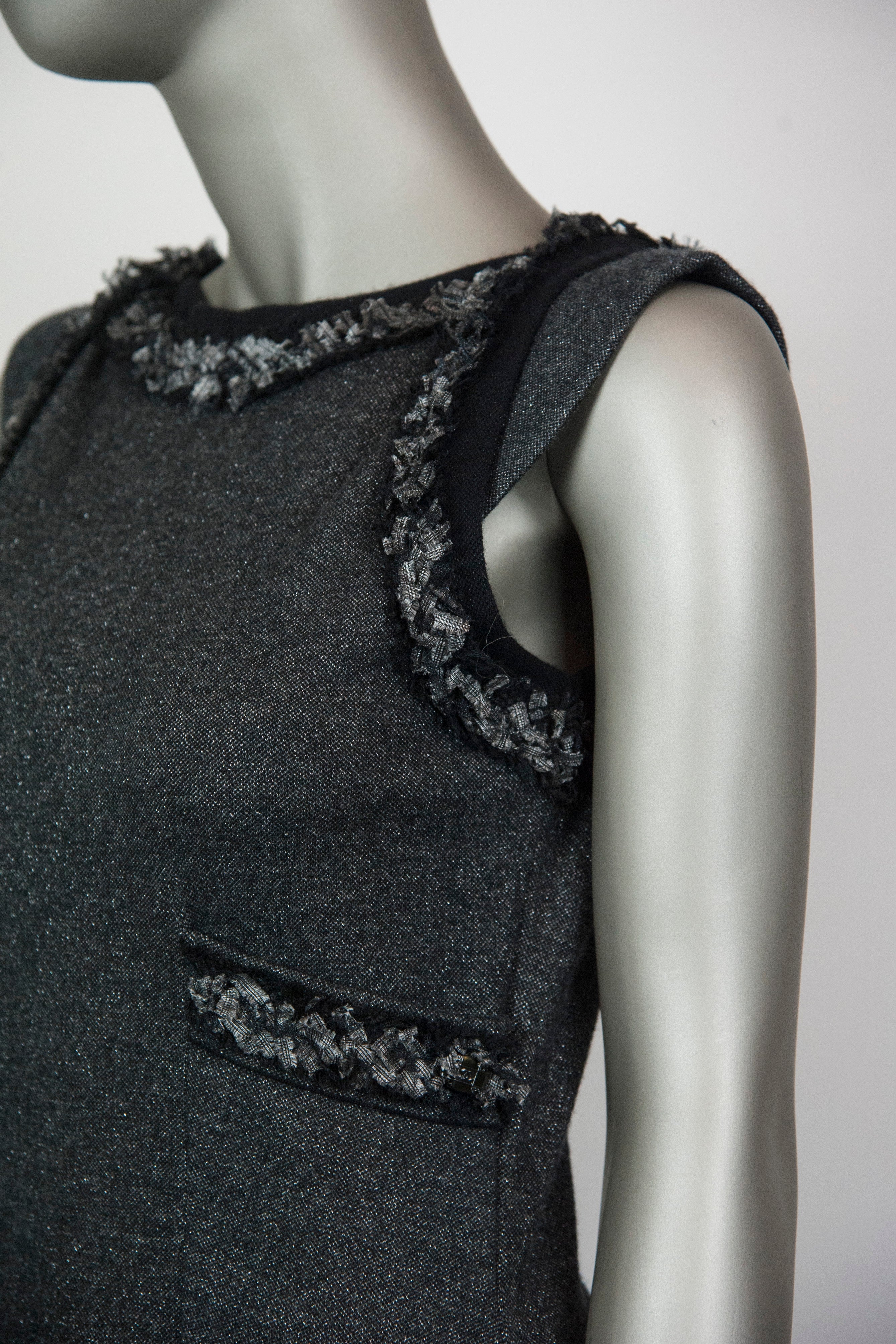 Chanel Gray Melange Lurex & Cashmere Tube Dress Size 40 - Elegant Evening Wear for Parties & Special Occasions