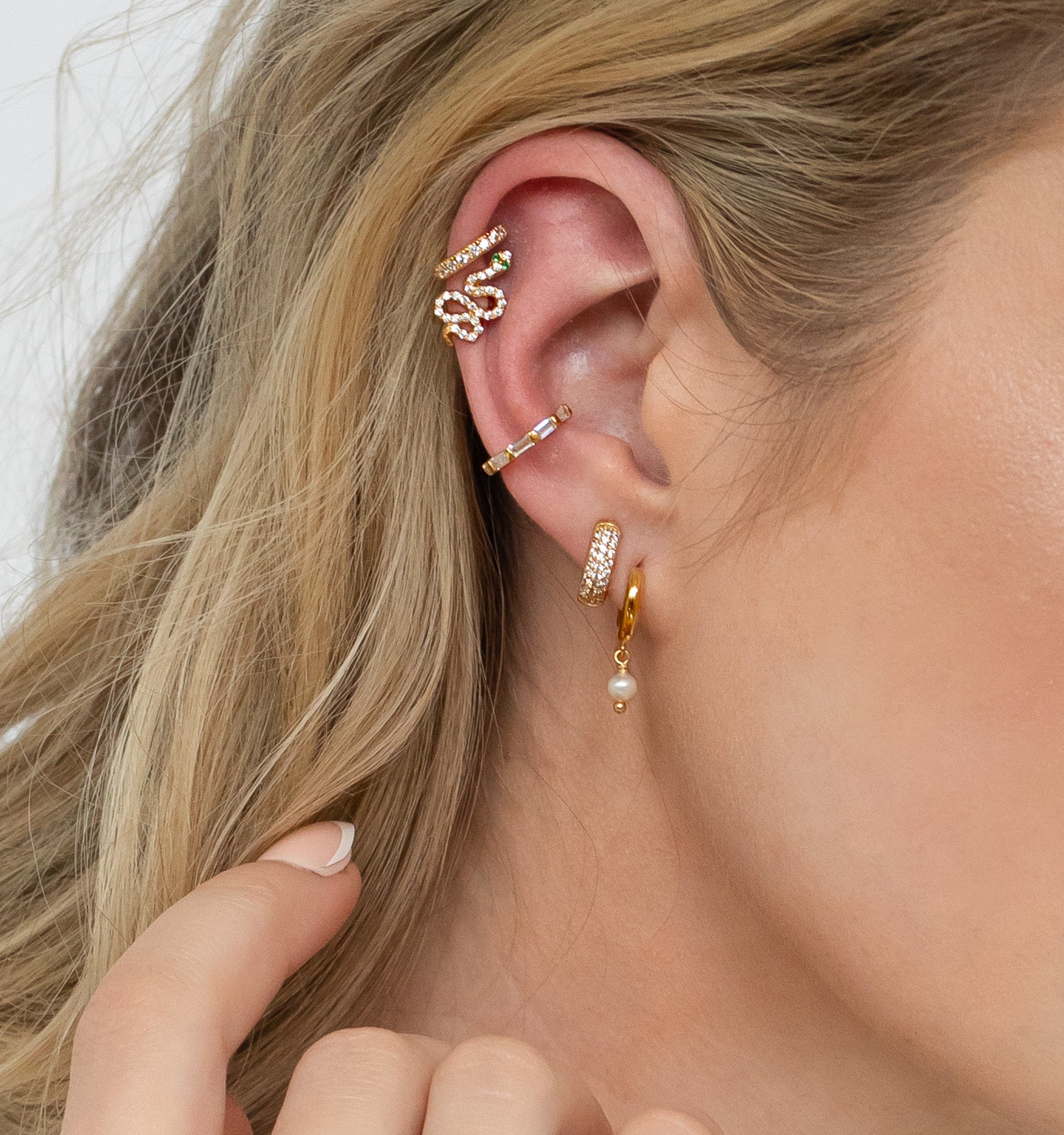 Elegant Pearl Hoop Earrings for Women - 14K Gold Plated Dainty Circle Earrings for Everyday Wear & Special Occasions