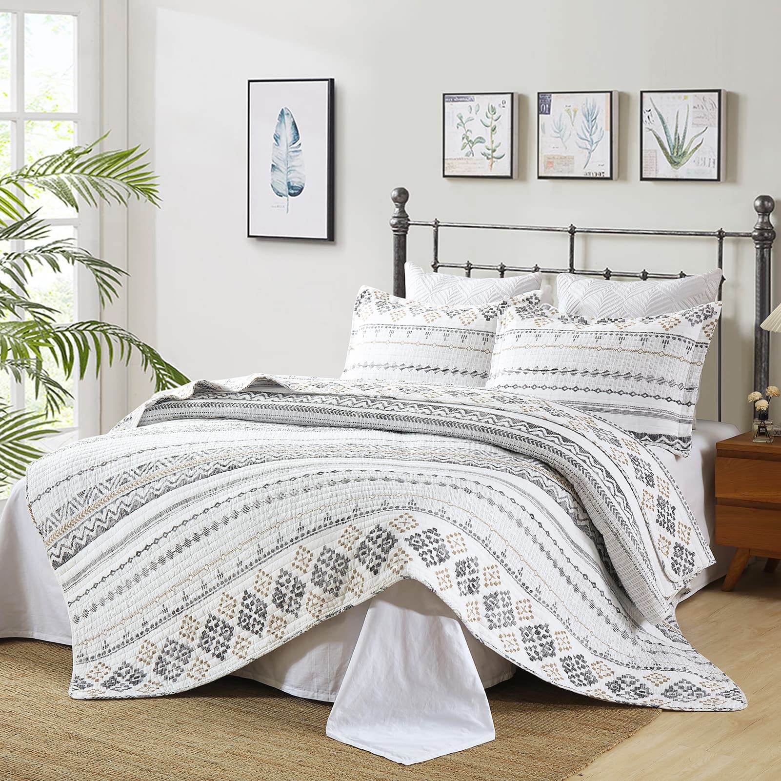 Y-PLWOMEN 100% Cotton King Size Boho Quilt Set - Lightweight Bohemian Bedspread for All Seasons (3-Piece, White) | Perfect for Master Bedrooms, Guest Rooms & Bohemian Home Decor