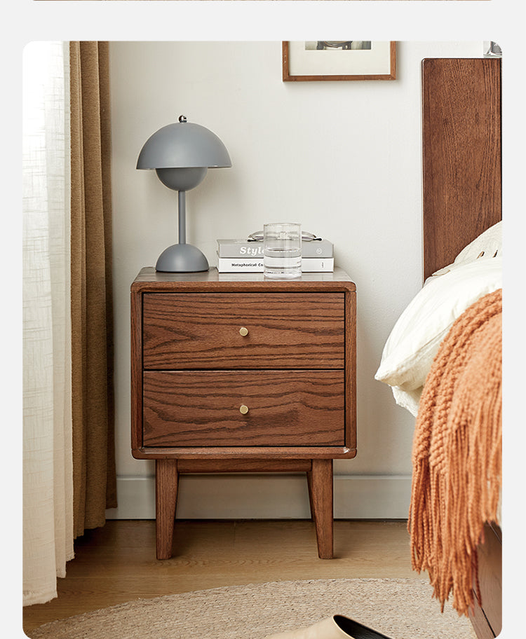 Solid Oak Wood Nightstand - Nordic Style Bedside Table for Bedroom, Living Room, or Office - Modern Minimalist Furniture with Storage Shelf