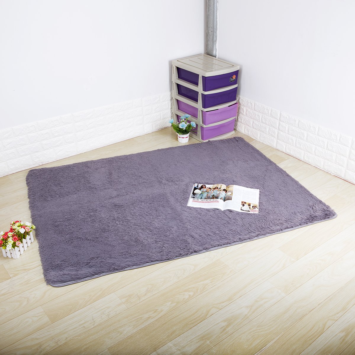 Ultra Soft Shaggy Area Rug - Plush Modern Carpet for Bedroom, Living Room, Nursery | Non-Slip Floor Mat for Kids Play Area & Home Decor