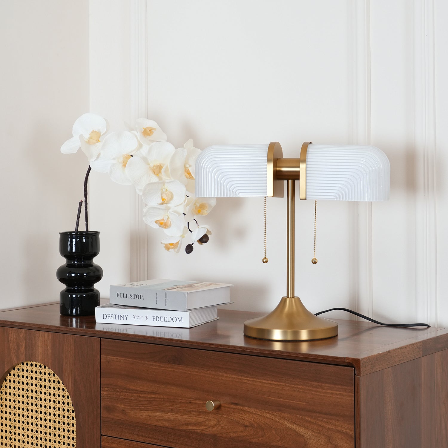Modern Ashby Table Lamp - Adjustable LED Desk Light with USB Port for Home Office, Bedroom & Living Room - Perfect for Reading, Working & Decor