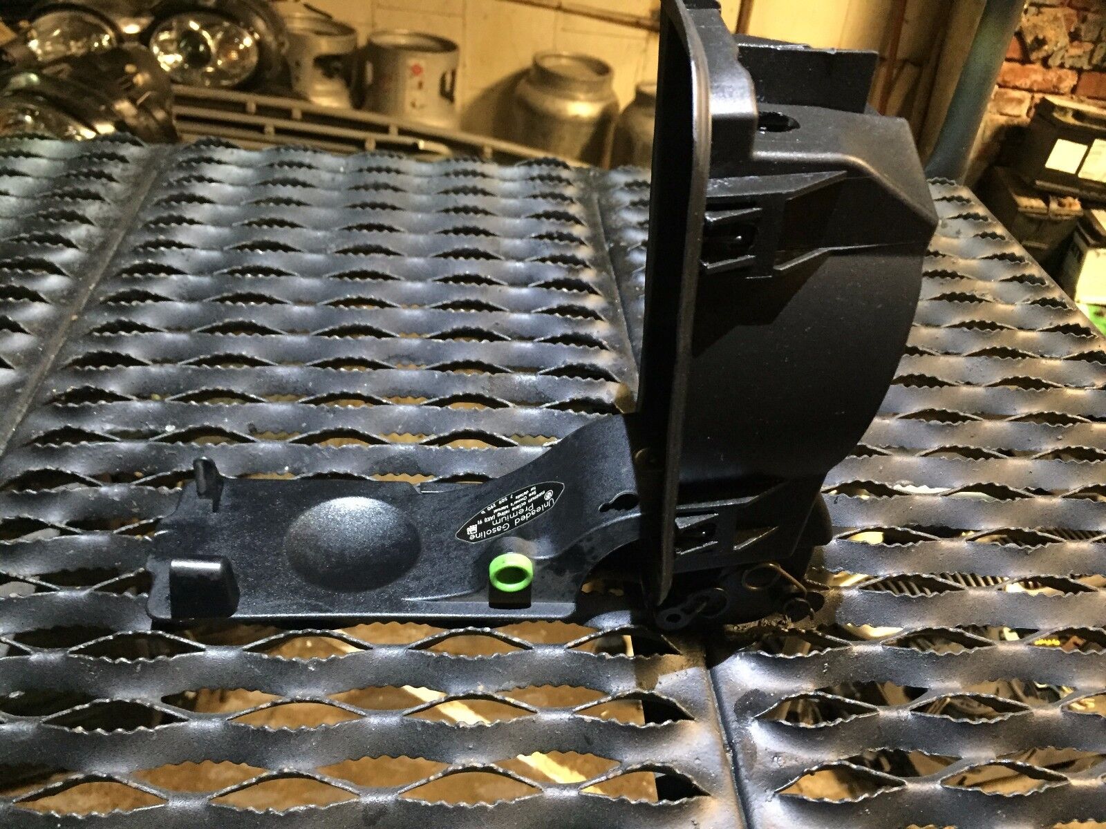 2002-2005 BMW E65 Fuel Tank Door Lid Carrier OEM Replacement Part - Perfect for Fuel Access & Maintenance