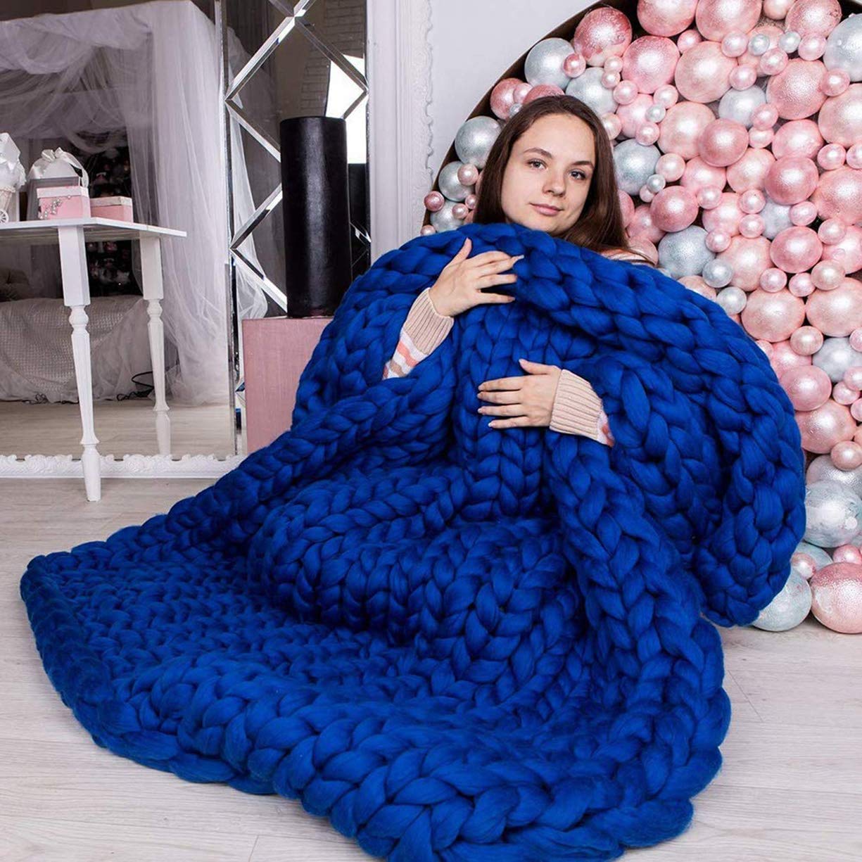 Chunky Giant Knit Throw Blanket - Handmade Bulky Knitting Yarn for Bedroom Decor, Super Large 120x180cm - Cozy Sofa Blanket, Pet Bed Cover, Yoga Mat & Home Decor Accessory in Blue