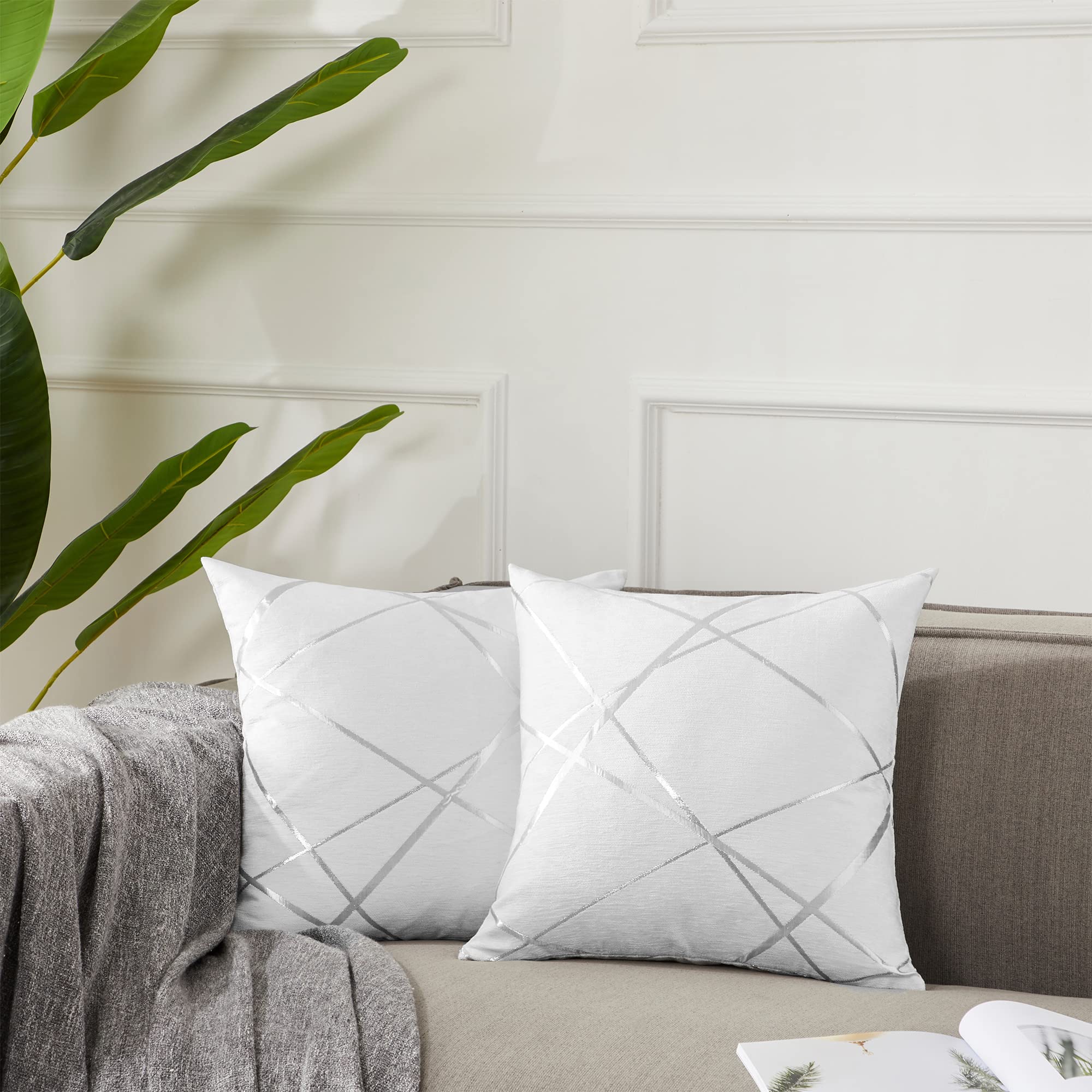 GIGIZAZA 20x20 Inch Decorative Throw Pillow Covers Set of 2 - Soft White Square Cushion Covers for Sofa, Bed & Living Room - Luxury Home Decor Accent Pillows for Modern Interior Design