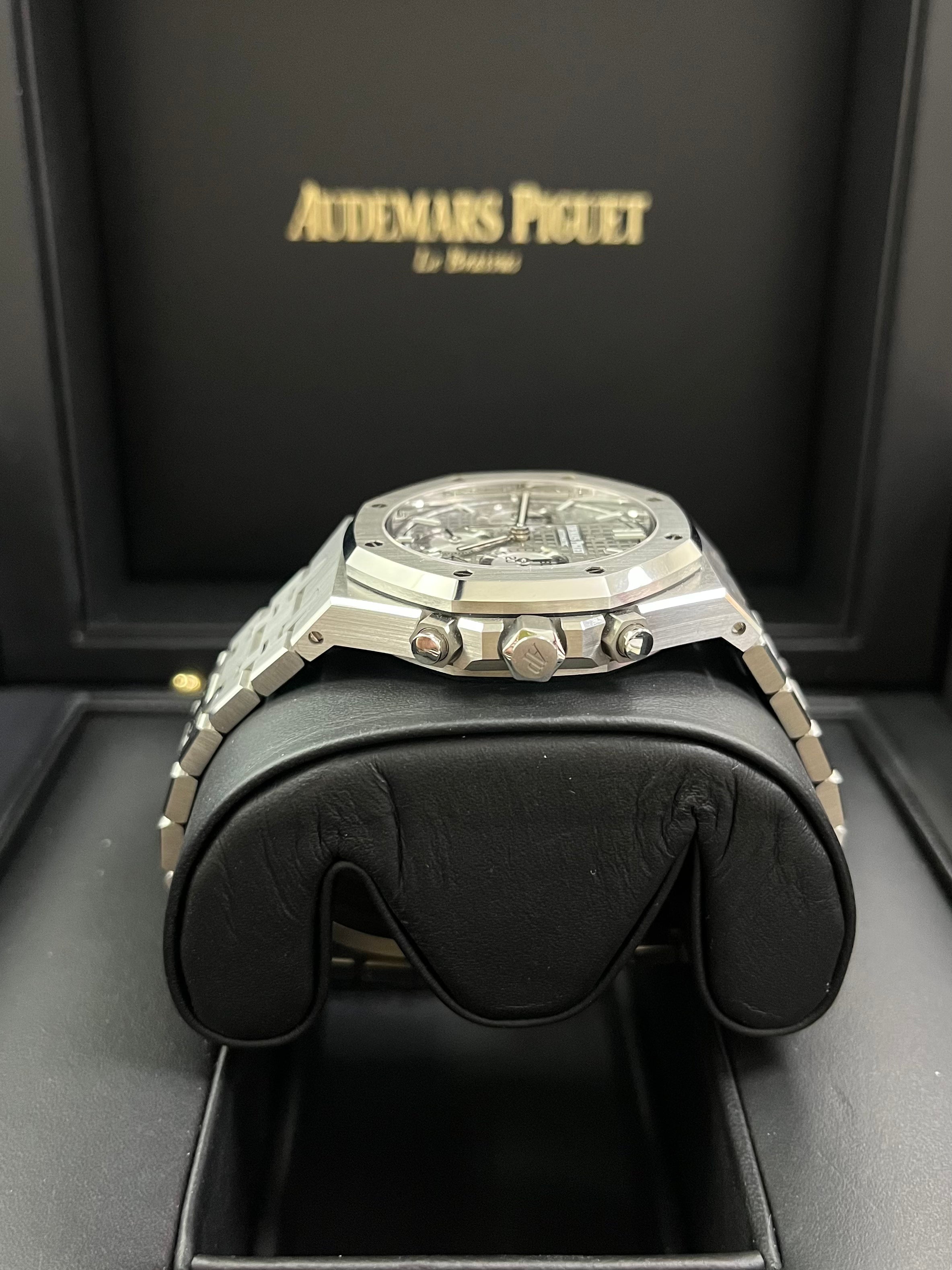 Audemars Piguet Royal Oak Selfwinding Stainless Steel Watch - Grey Dial with Silver Sub Dials (Ref# 26315ST.OO.1256ST.02) | Luxury Automatic Watch for Men, Business Meetings & Special Occasions
