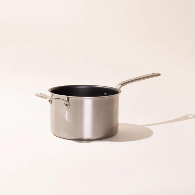 4 Quart Non-Stick Saucepan with Lid - Graphite Coating for Even Heat Distribution - Perfect for Cooking Sauces, Soups, and Pasta - Ideal for Home Kitchen & Professional Use