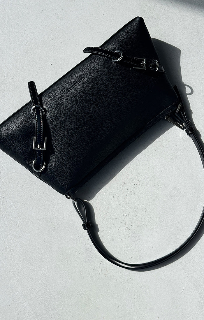 The Alix Black Bag - Stylish & Durable Crossbody Purse for Women | Perfect for Work, Travel & Everyday Use