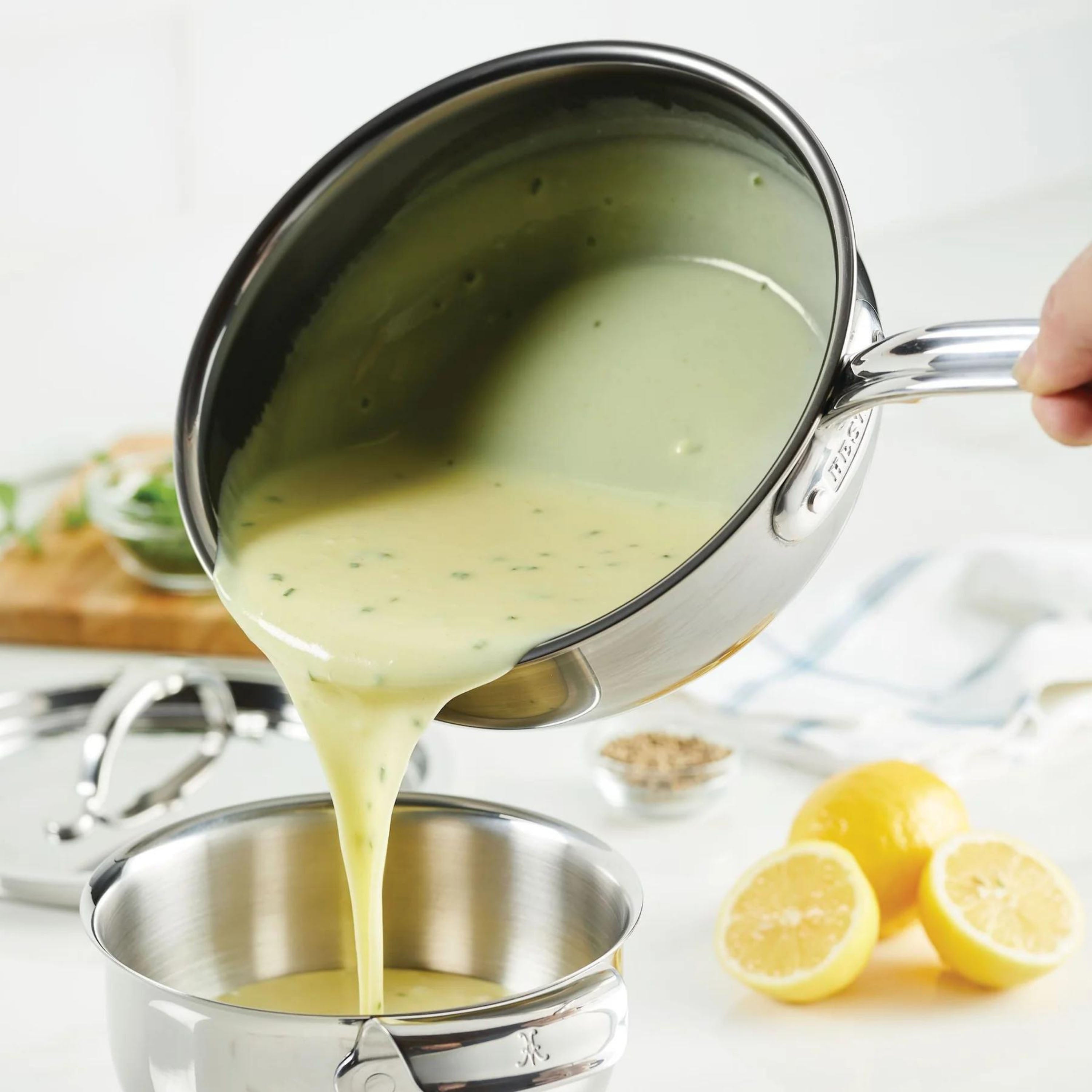 Hestan Nanobond Nonstick Covered Saucier Pan 2.0 Quart (20cm) - Professional Chef-Grade Sauce Pan for Cooking, Simmering & Sauteing - Perfect for Home Kitchens & Restaurants