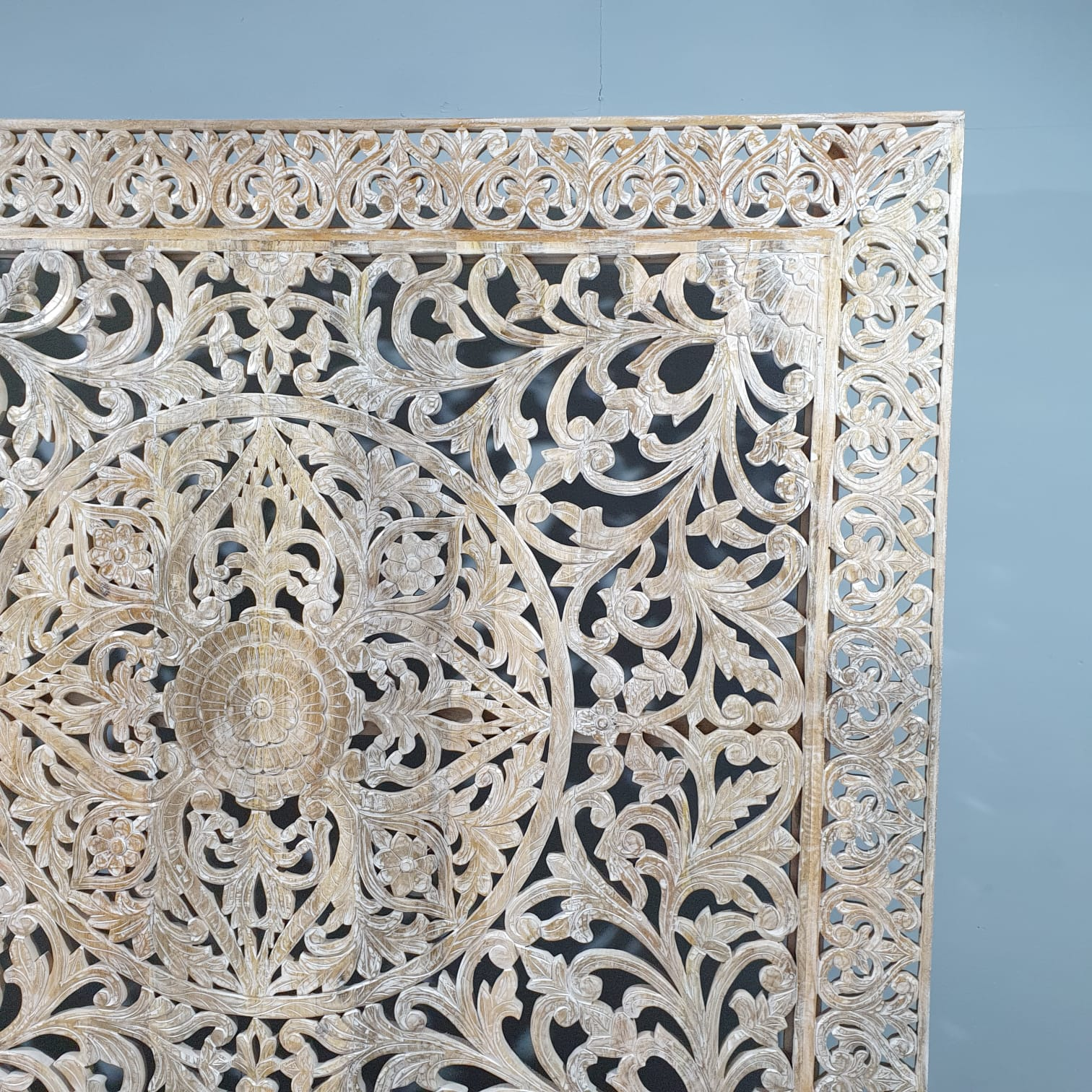 Handmade Carved Indian Wood King Size Bed (183x203cm) - Whitewashed Solid Wood Furniture for Master Bedroom & Guest Room Decor