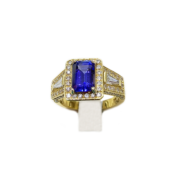 18K Yellow Gold Tanzanite Ring for Women – Elegant Tanzanite Gemstone Jewelry for Engagement, Wedding & Special Occasions
