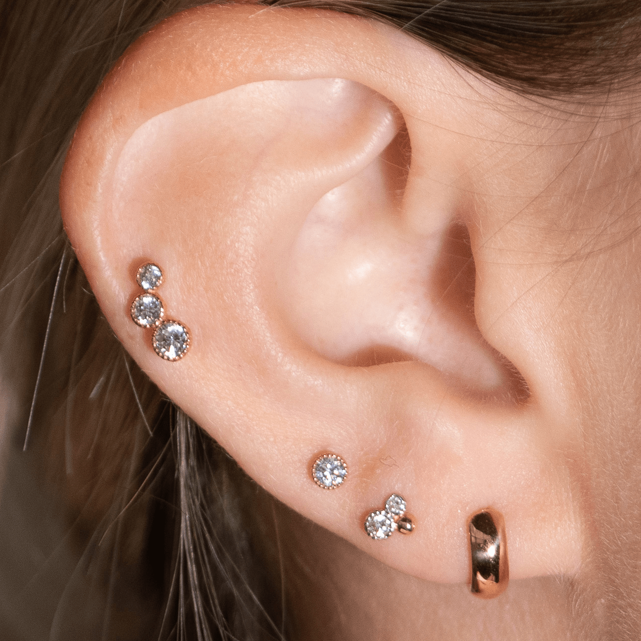 14K White Gold Graduated Gemstone Flat Back Stud Earrings with Milgrain Detail - Perfect for Weddings, Parties & Special Occasions