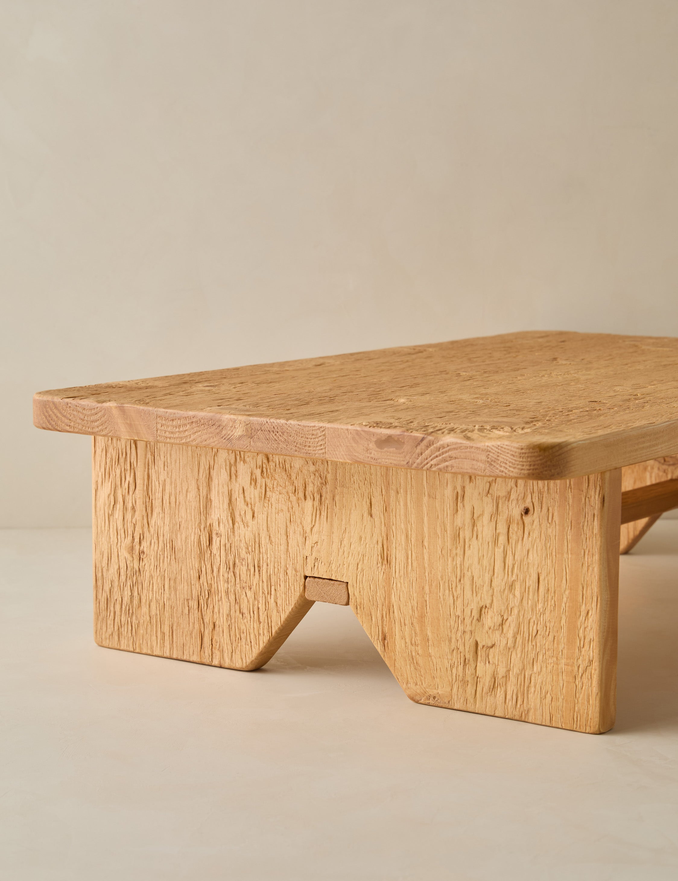 Elegant Wooden Footed Grazing Board - Charcuterie Serving Tray for Cheese, Fruits & Appetizers - Perfect for Entertaining, Parties & Holiday Gatherings - etúHOME