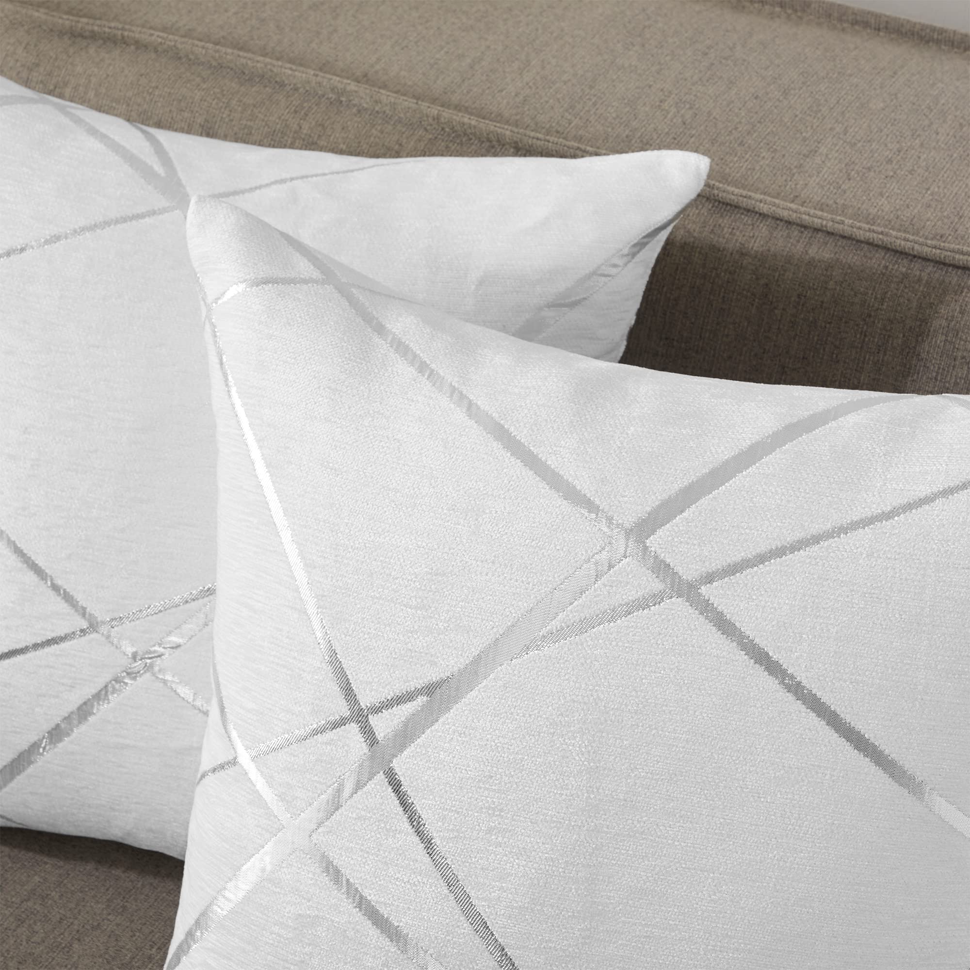 GIGIZAZA 20x20 Inch Decorative Throw Pillow Covers Set of 2 - Soft White Square Cushion Covers for Sofa, Bed & Living Room - Luxury Home Decor Accent Pillows for Modern Interior Design