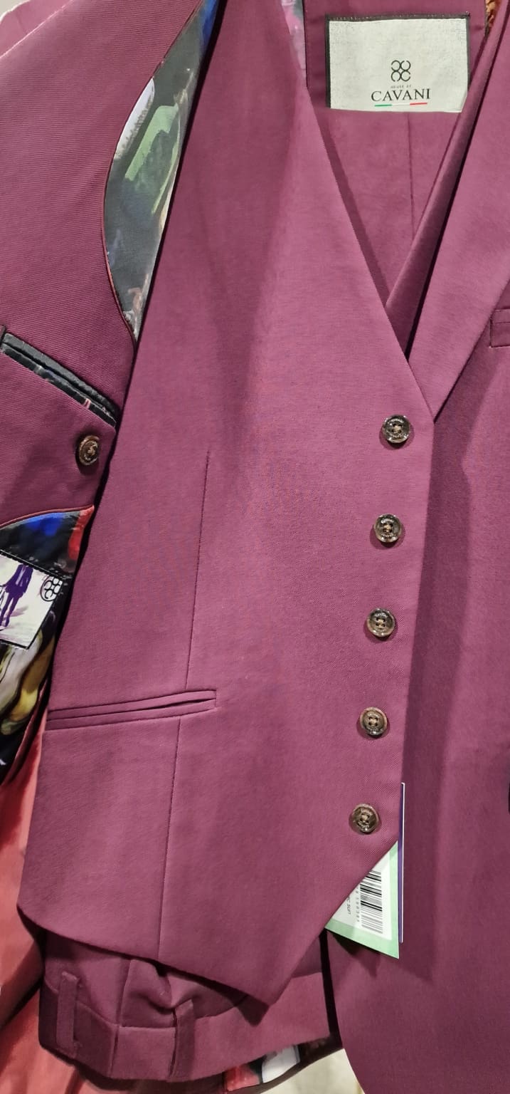 Cavani Magnus Men's 3 Piece Burgundy Prom Suit - 36R Jacket with 32R Pants | Formal Wedding Tuxedo, Business Attire & Special Occasion Outfit