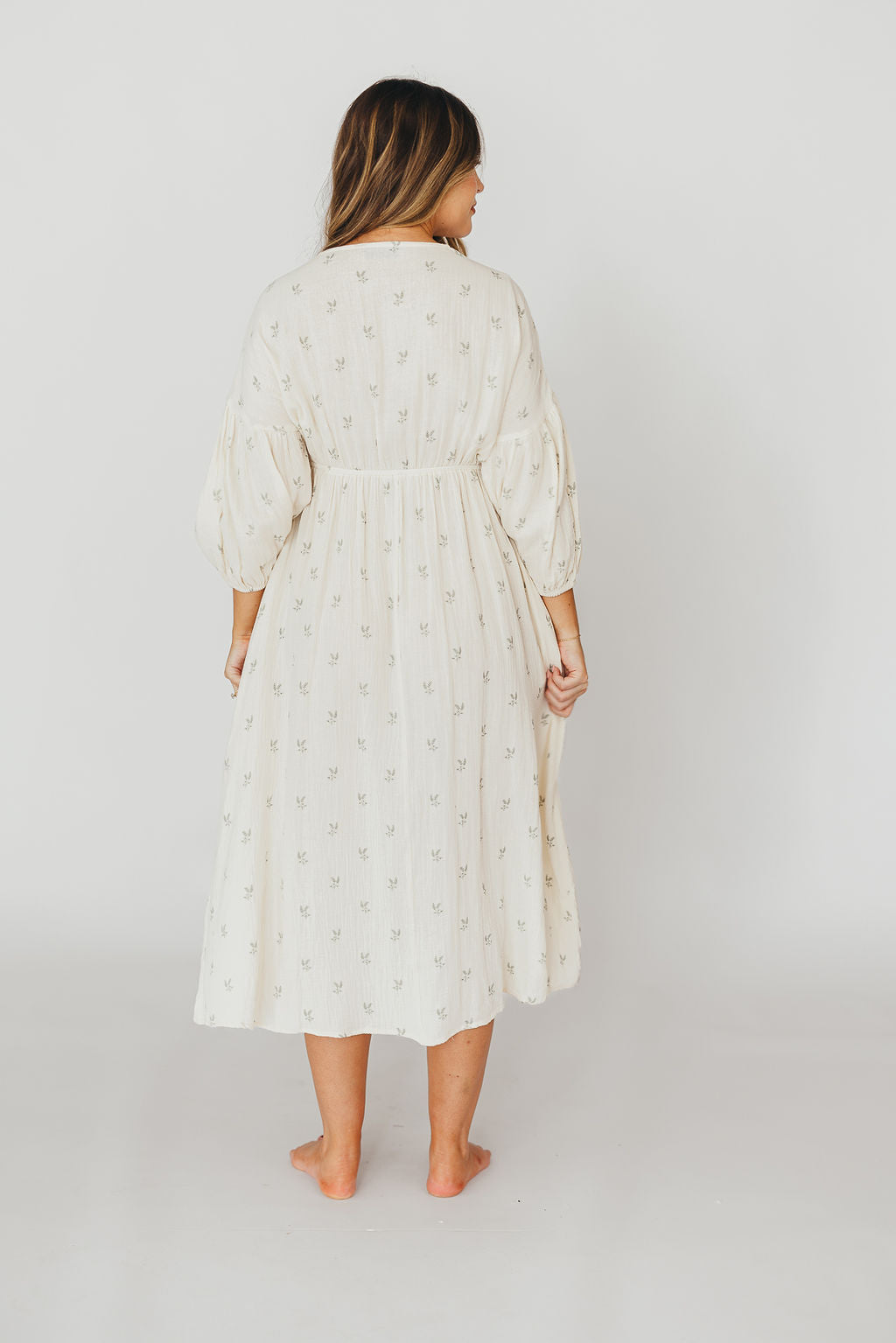 Hunter 100% Cotton Gauze Midi Dress in Soy/Sage Foliage - Bump Friendly Maternity Dress, Inclusive Sizing (XS-3X) - Perfect for Summer, Beach, and Boho Style Outfits