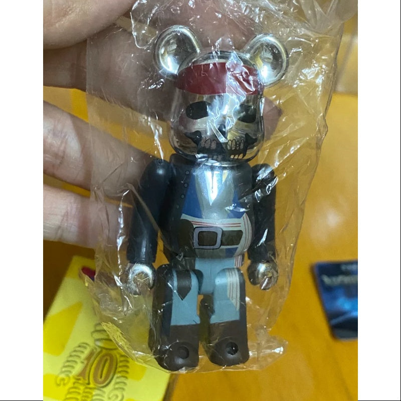 Bearbrick Series 22 HORROR Pirates of the Caribbean 100% Collectible Figure - Limited Edition Vinyl Art Toy for Display & Gift Giving - Perfect for Anime Fans, Movie Collectors & Home Decor